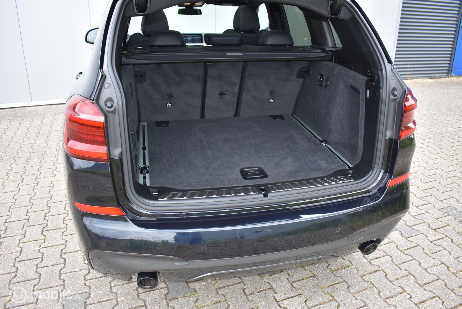 Foto van BMW X3 Xdrive30d
