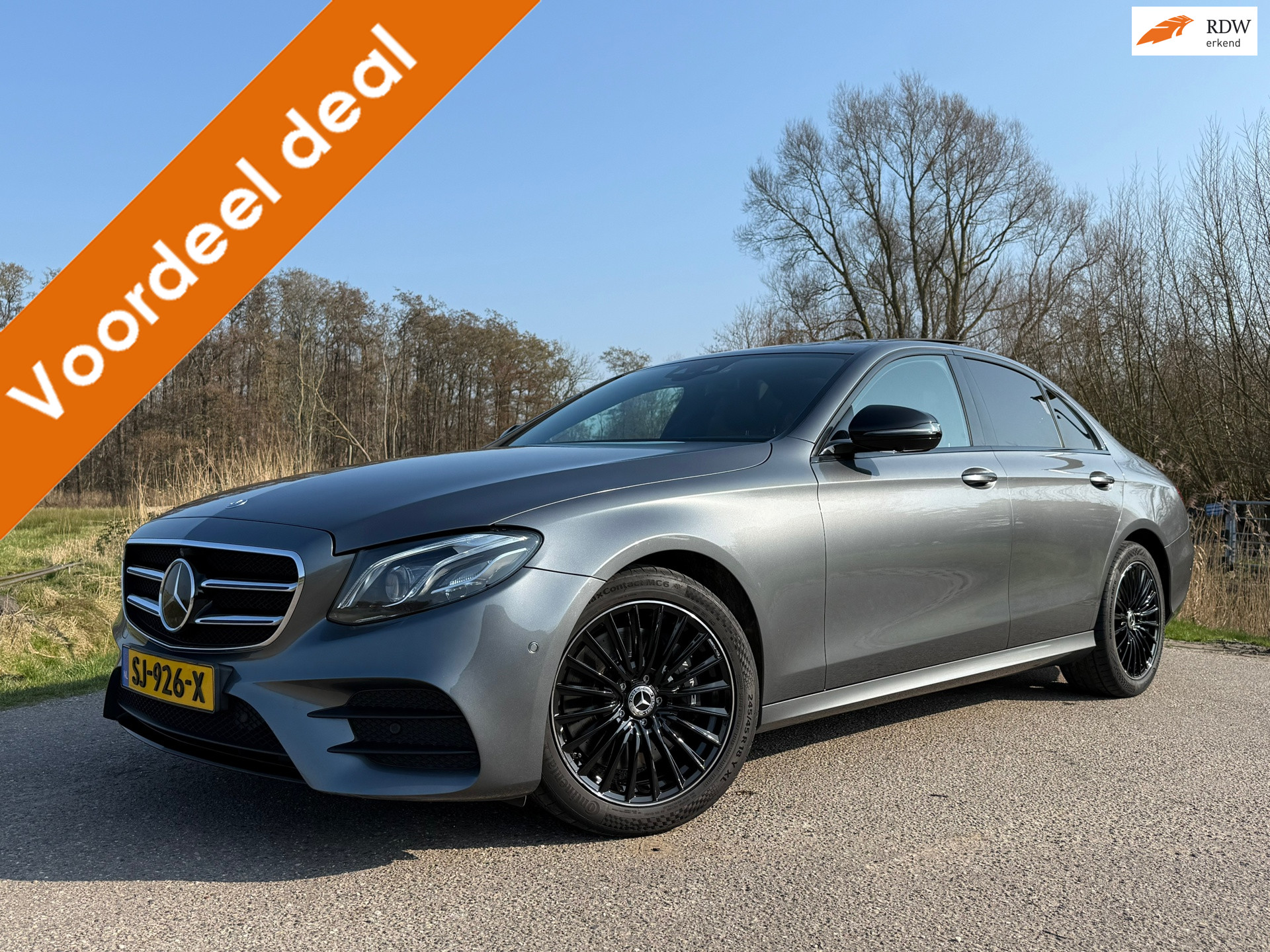 Mercedes-Benz E 350 D 350 d Prestige Plus Automaat / HUD / Burmester / Panoramadak / 360 Camera / Leder / Sfeerverlichting / LED 2016 - voorkant