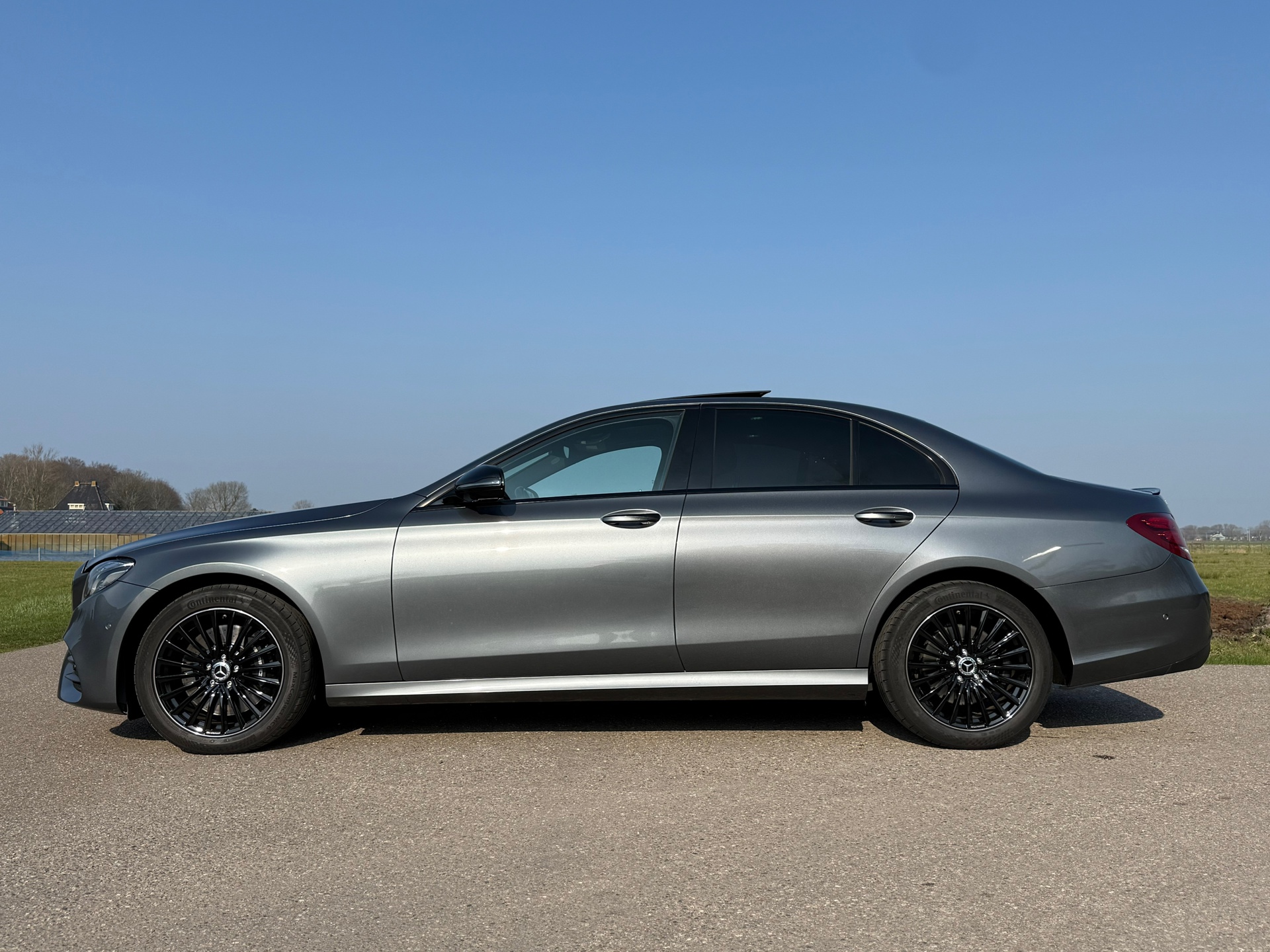 Foto van Mercedes-Benz E 350 D