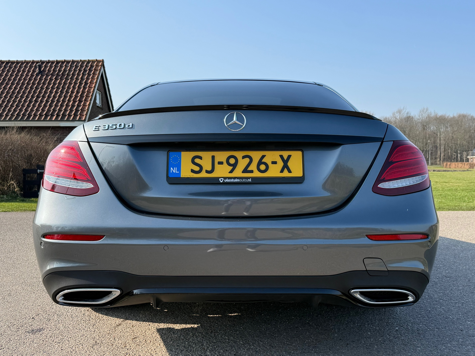 Foto van Mercedes-Benz E 350 D