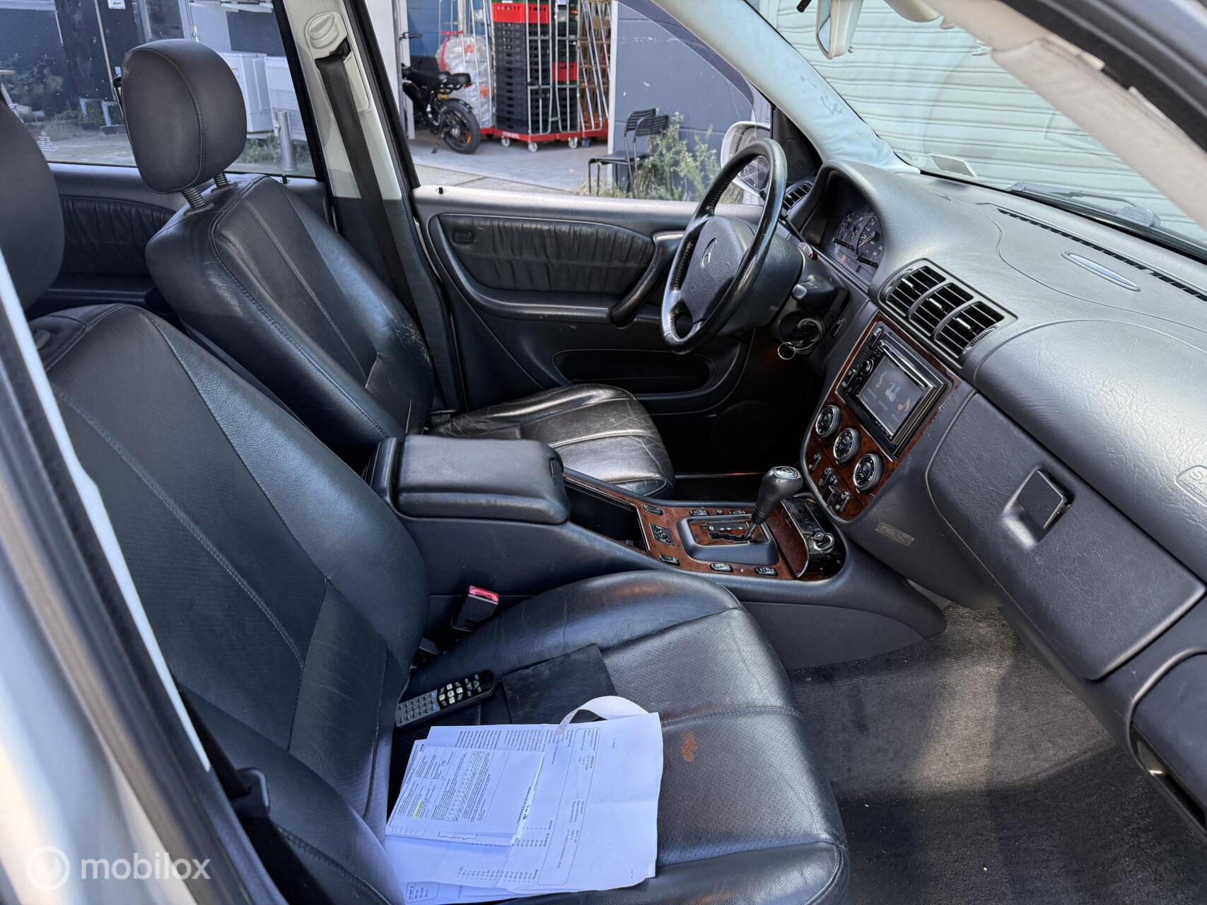 Foto van Mercedes-Benz ML 320