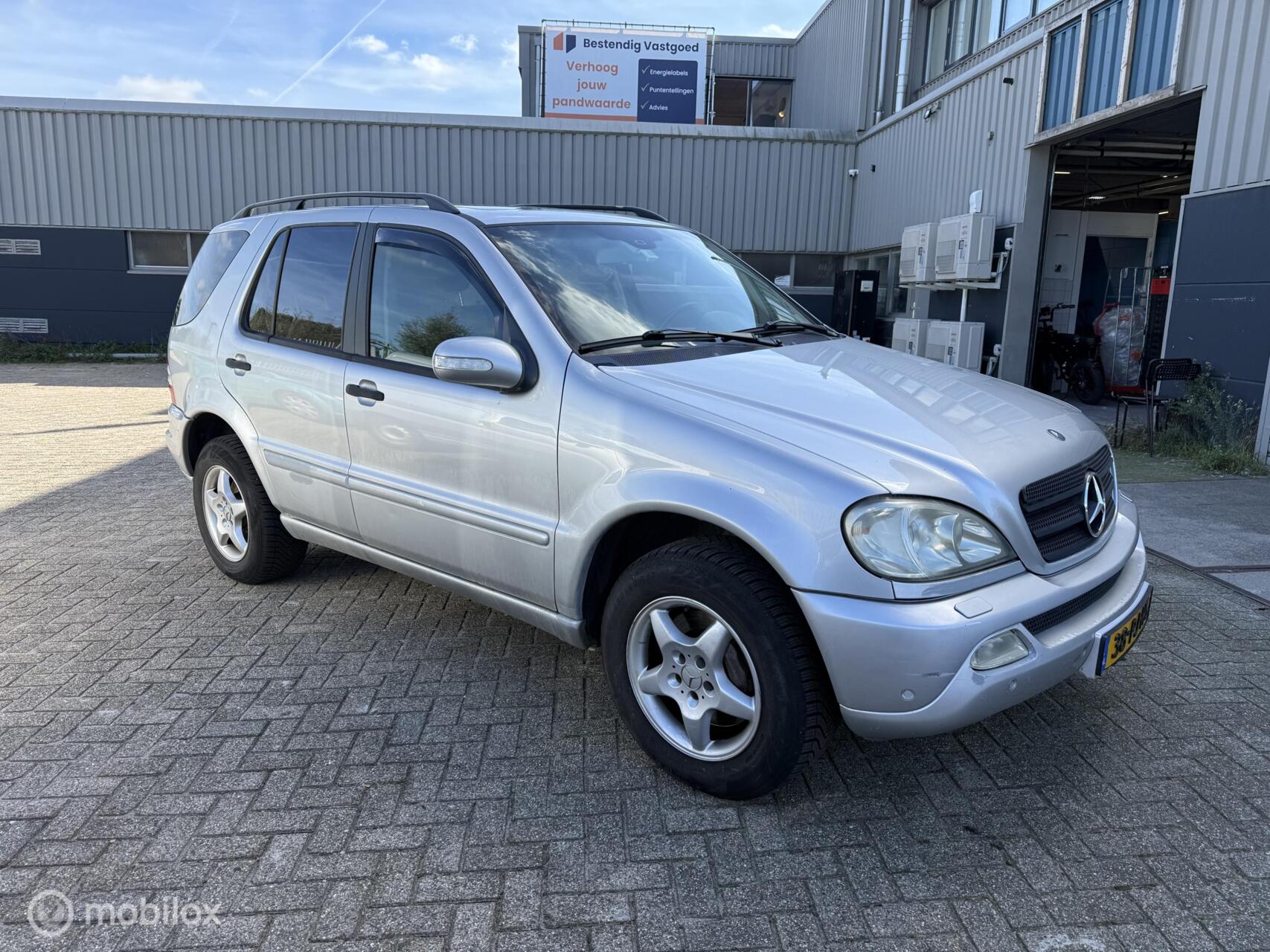 Foto van Mercedes-Benz ML 320