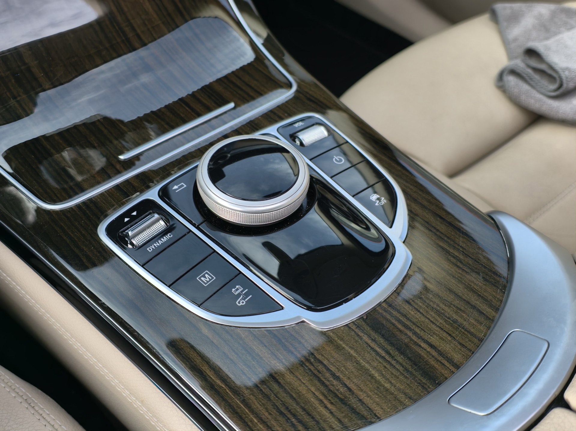 Foto van Mercedes-Benz GLC 350 E 4Matic