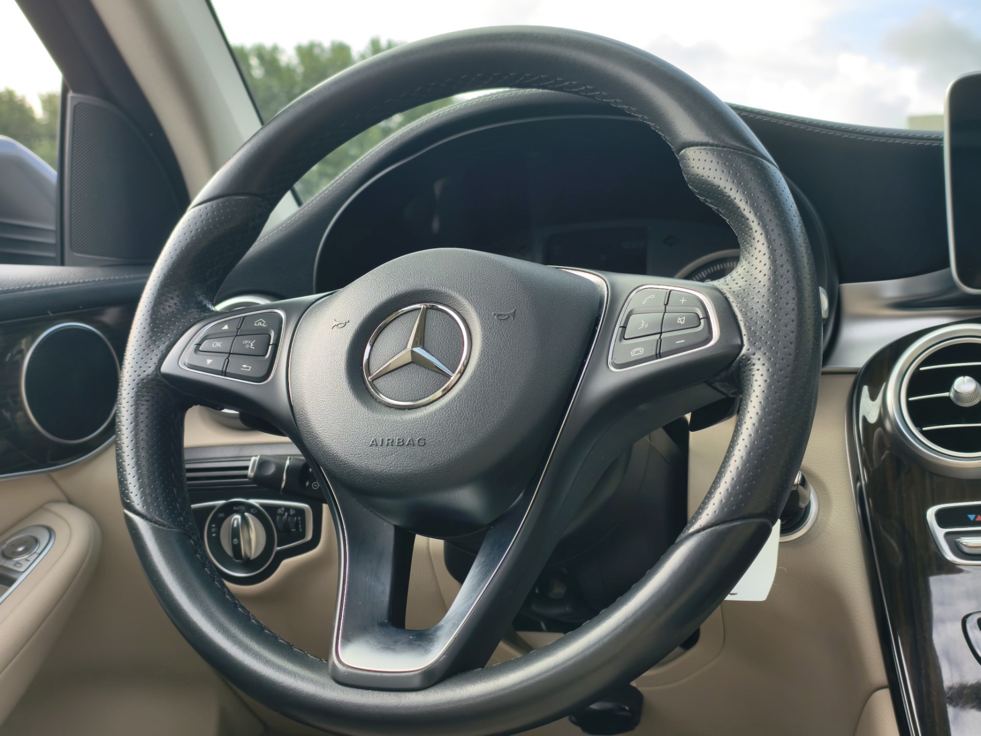 Foto van Mercedes-Benz GLC 350 E 4Matic