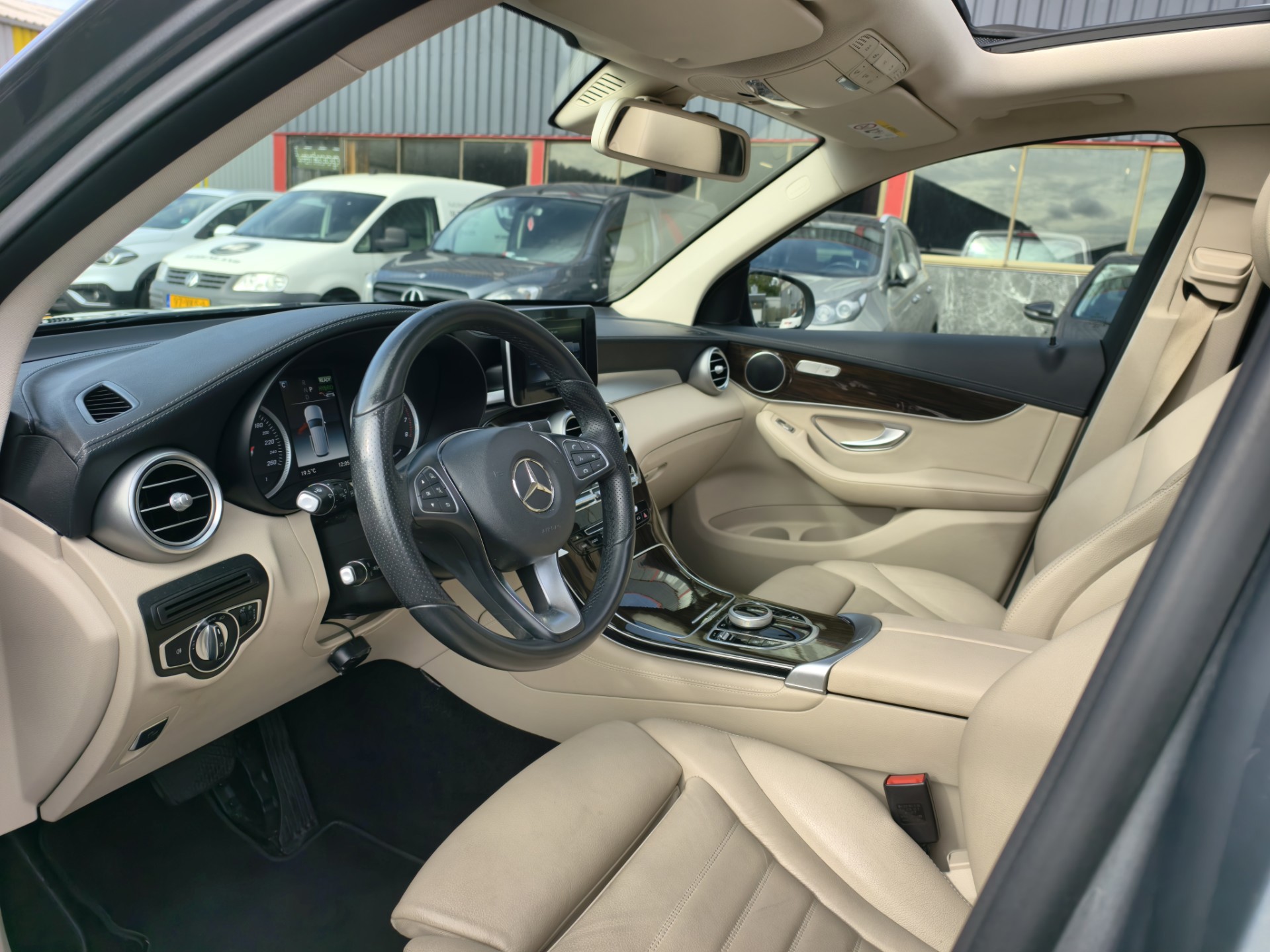 Foto van Mercedes-Benz GLC 350 E 4Matic