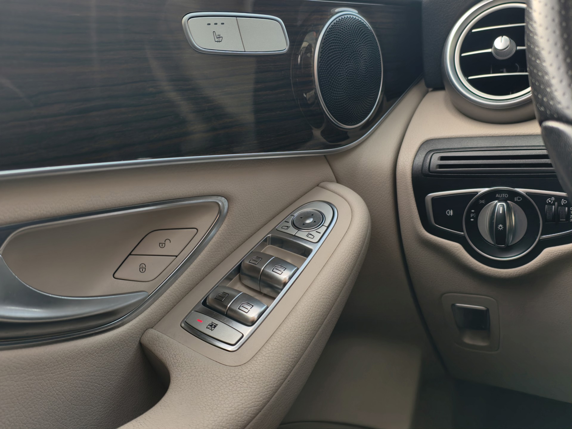 Foto van Mercedes-Benz GLC 350 E 4Matic