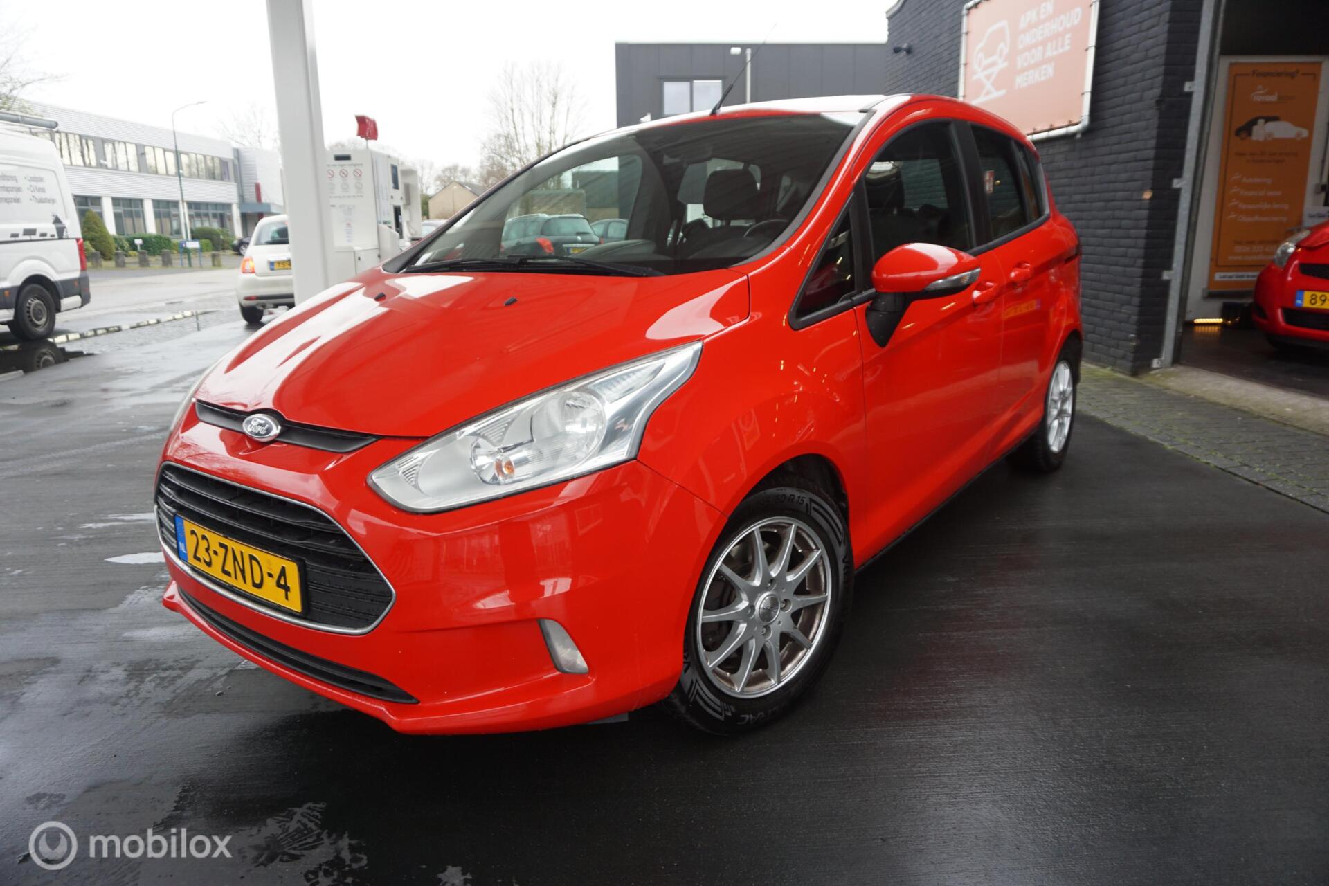 Foto van Ford B-max