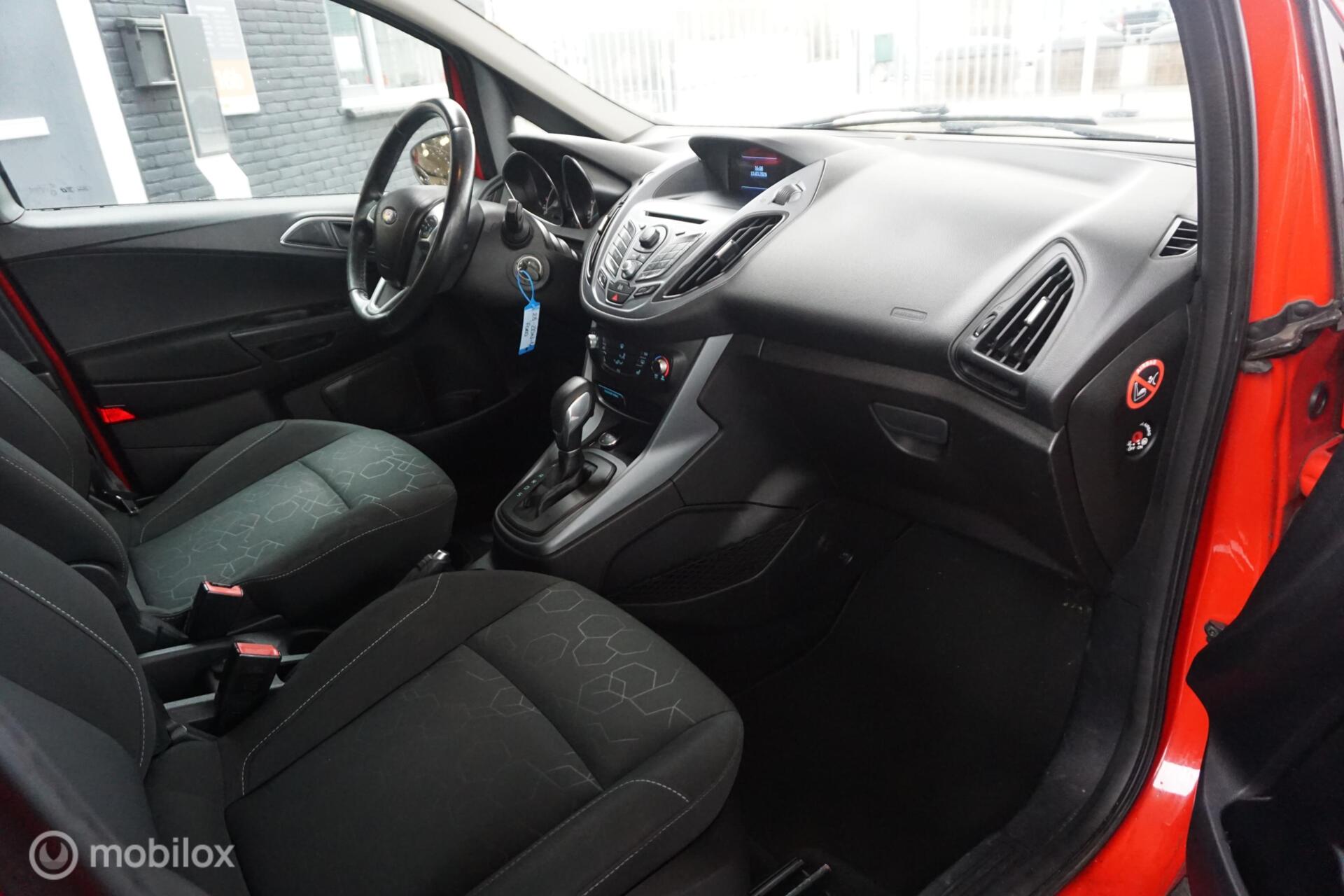 Foto van Ford B-max