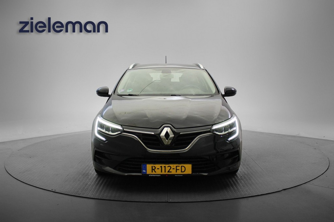 Foto van Renault Megane E-tech Plug-in Hybrid