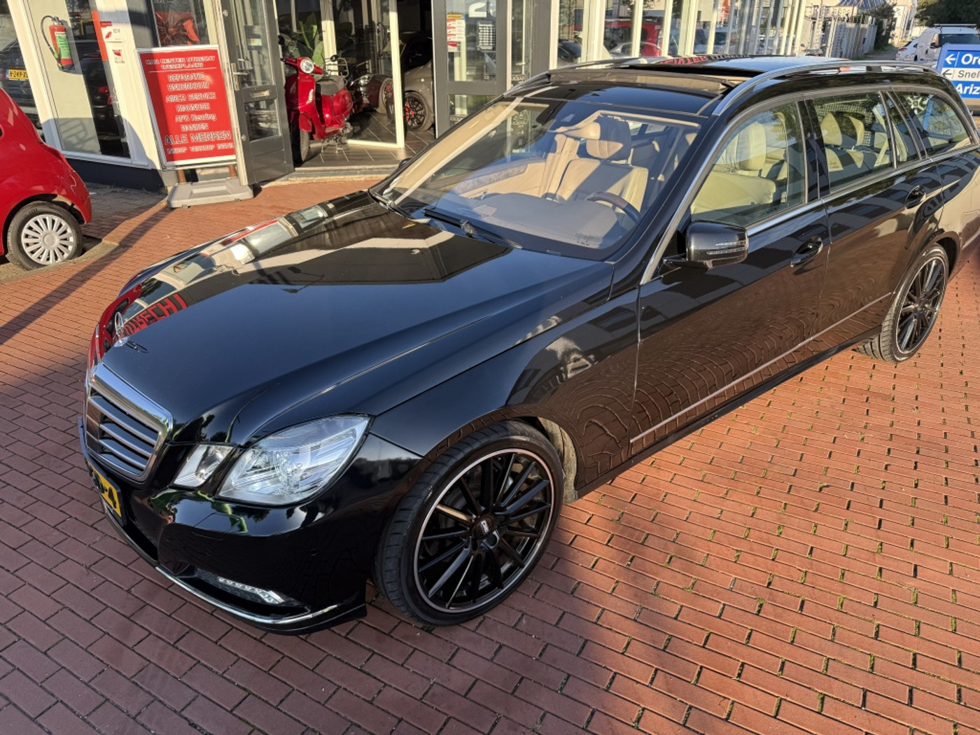Foto van Mercedes-Benz E 350 4Matic