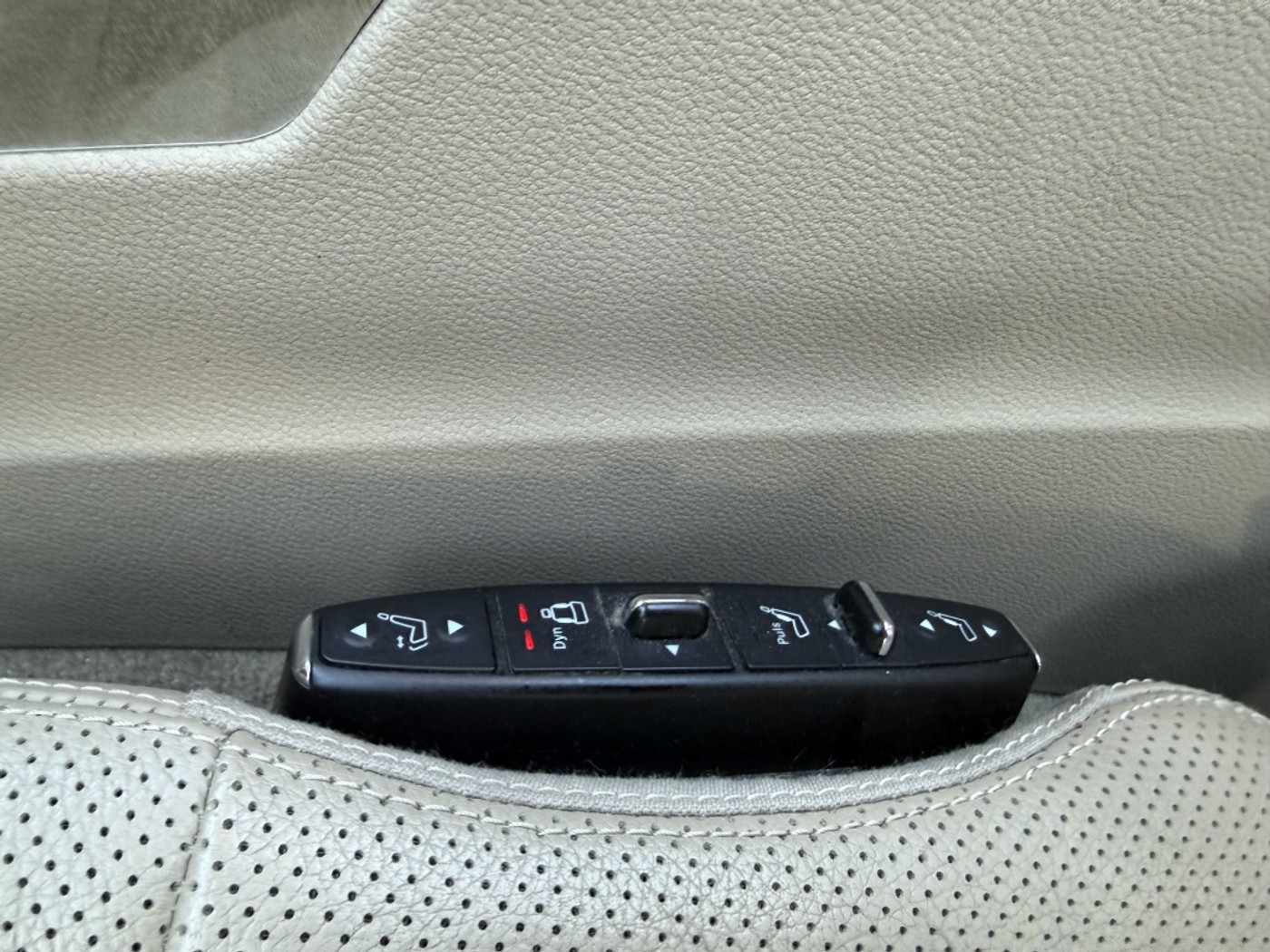 Foto van Mercedes-Benz E 350 4Matic