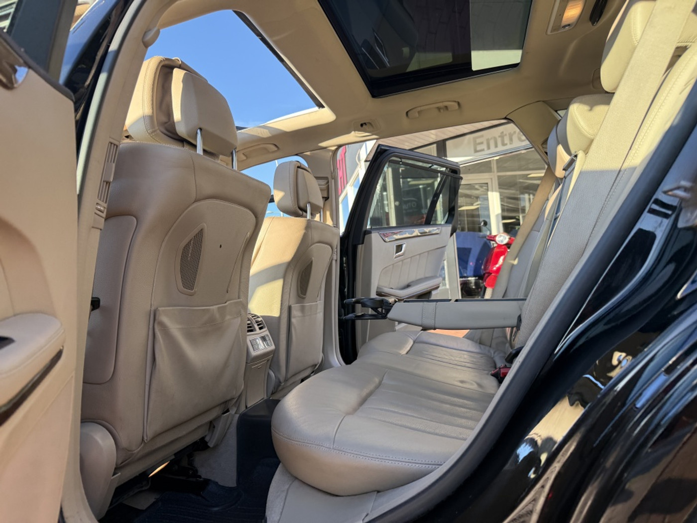 Foto van Mercedes-Benz E 350 4Matic