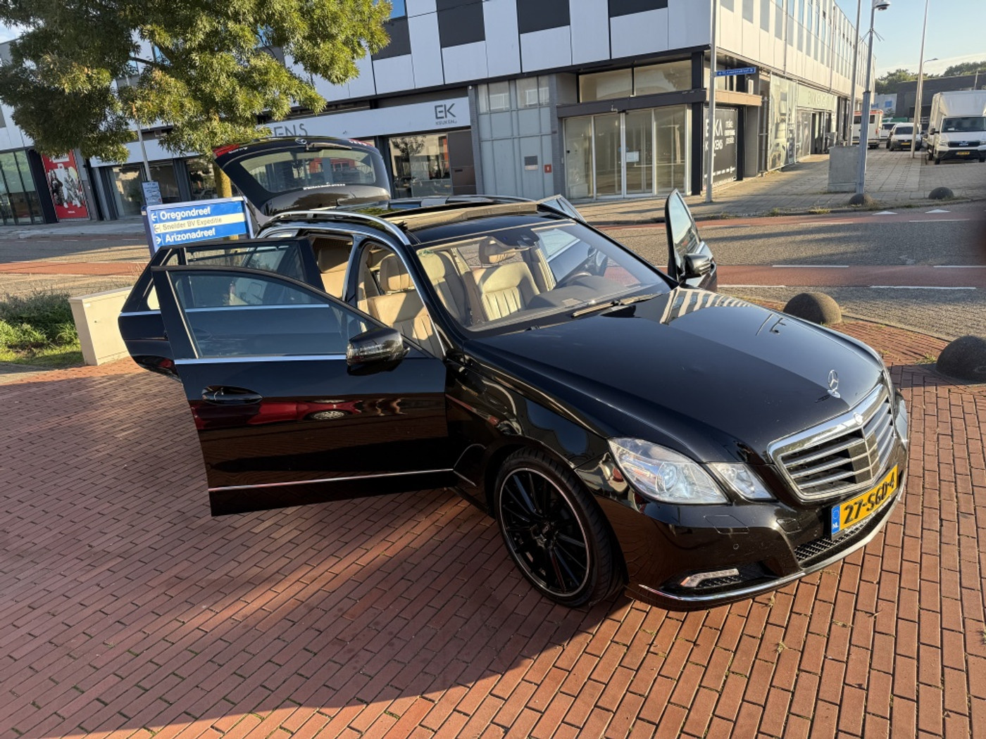 Foto van Mercedes-Benz E 350 4Matic