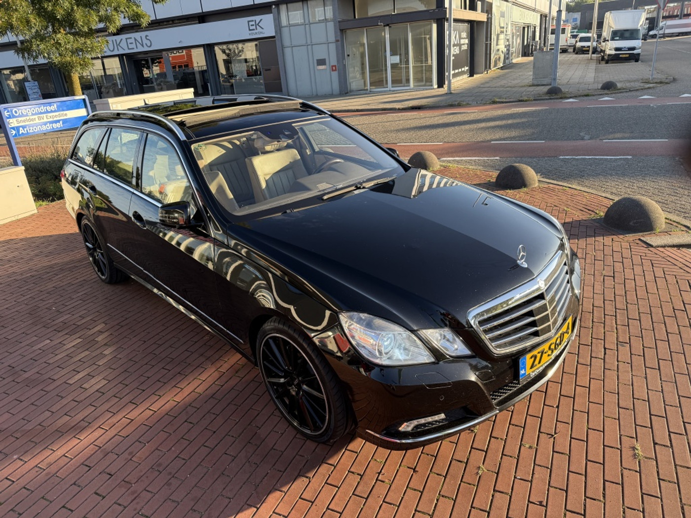 Foto van Mercedes-Benz E 350 4Matic