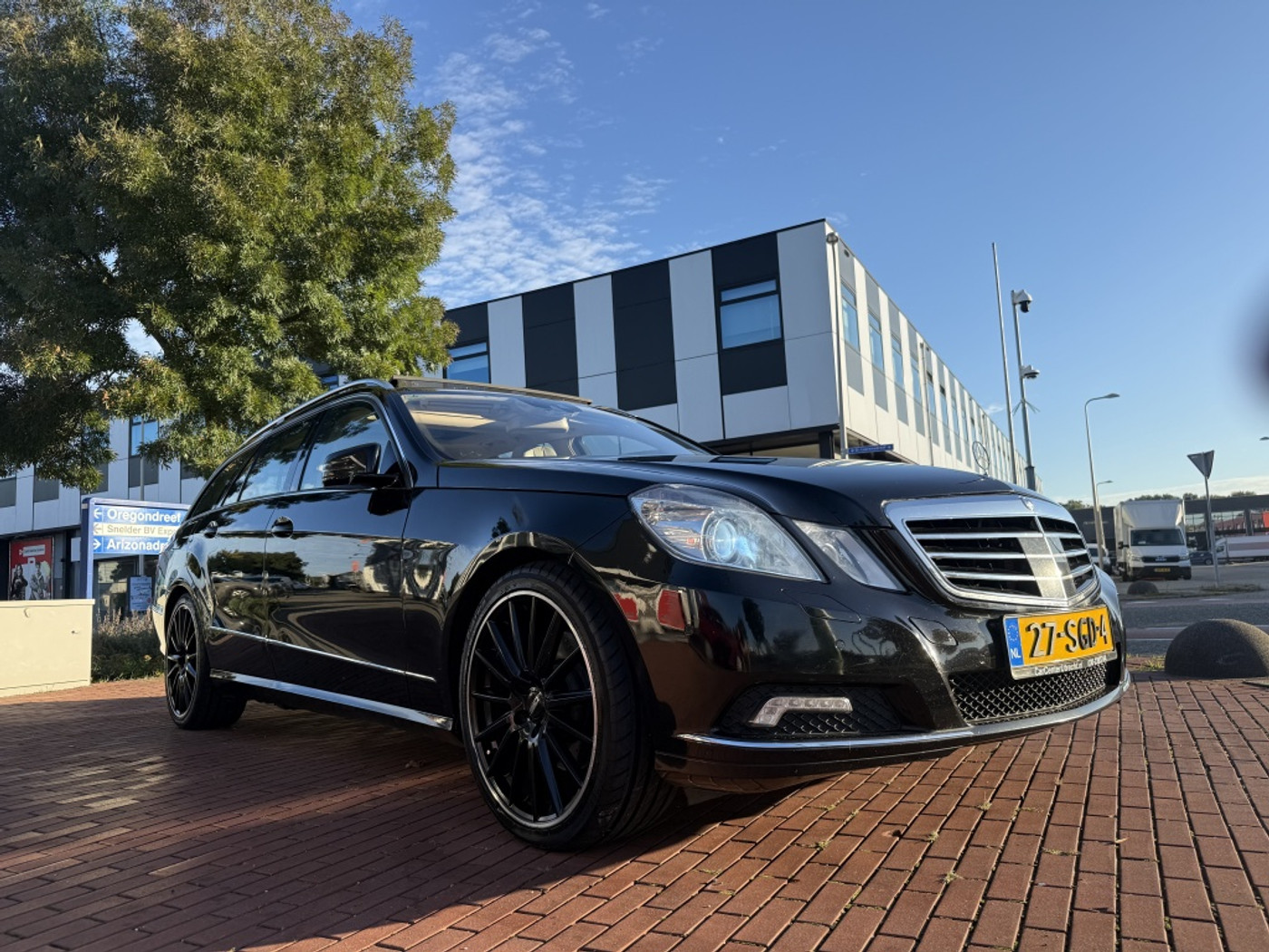 Foto van Mercedes-Benz E 350 4Matic