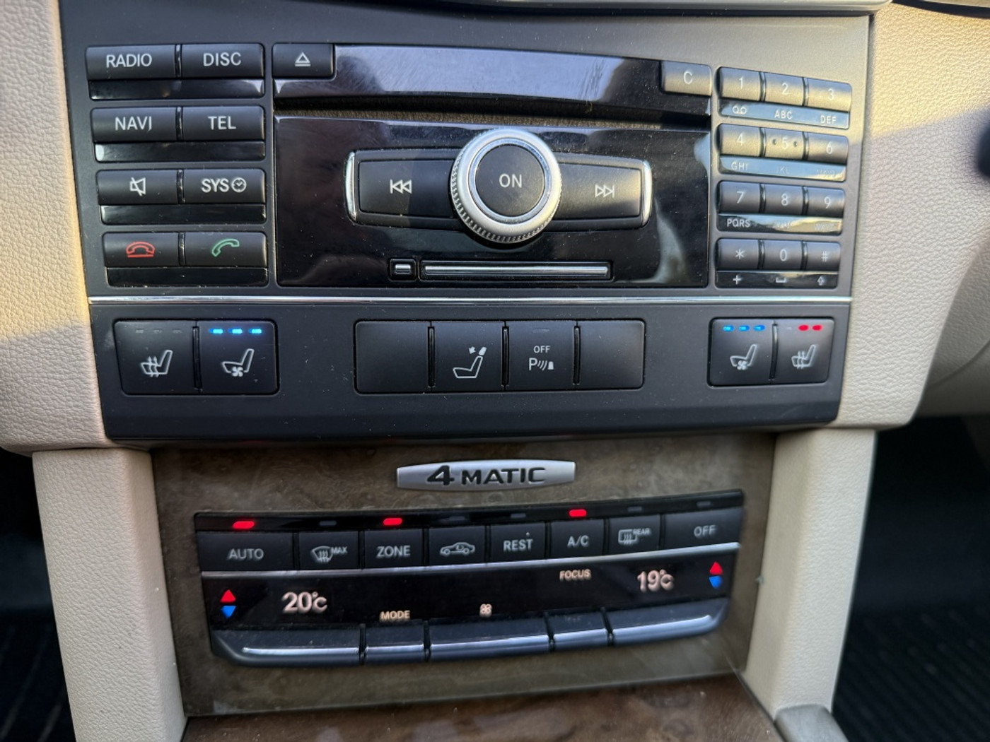 Foto van Mercedes-Benz E 350 4Matic
