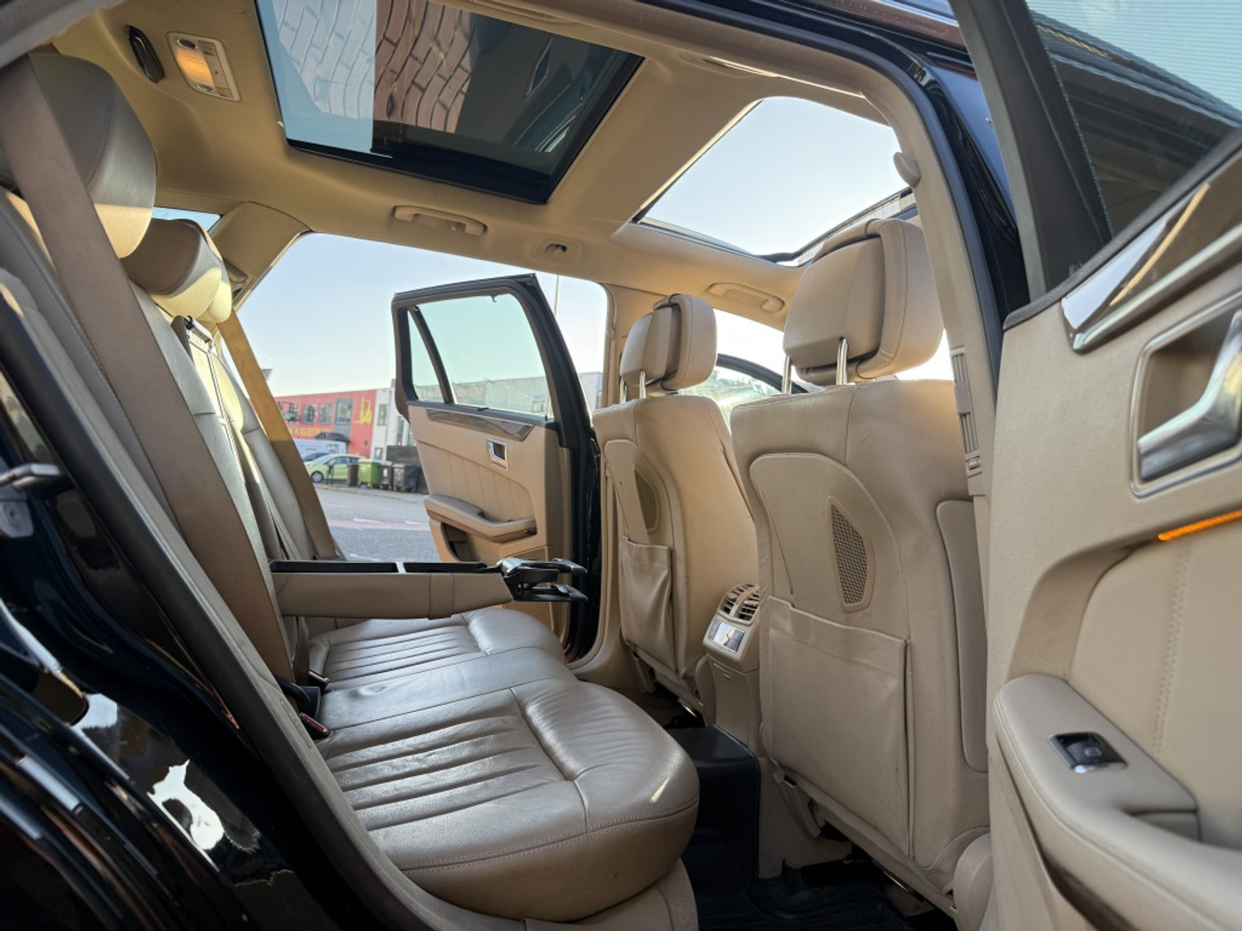 Foto van Mercedes-Benz E 350 4Matic