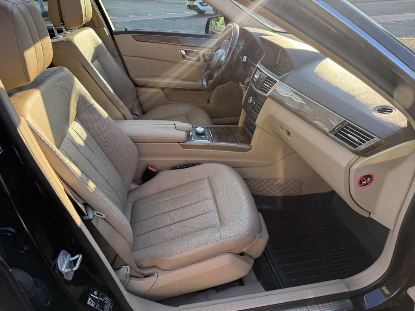 Foto van Mercedes-Benz E 350 4Matic