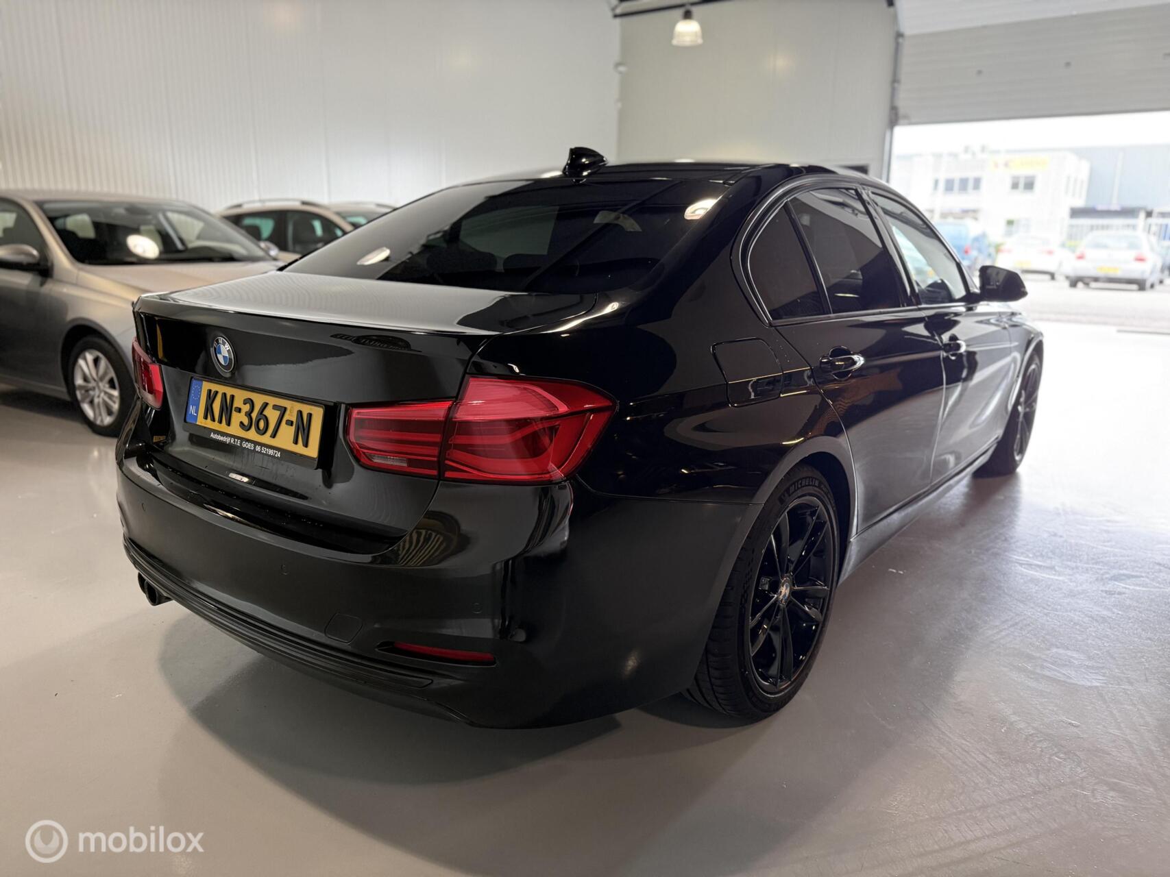 Foto van BMW 330e Iperformance