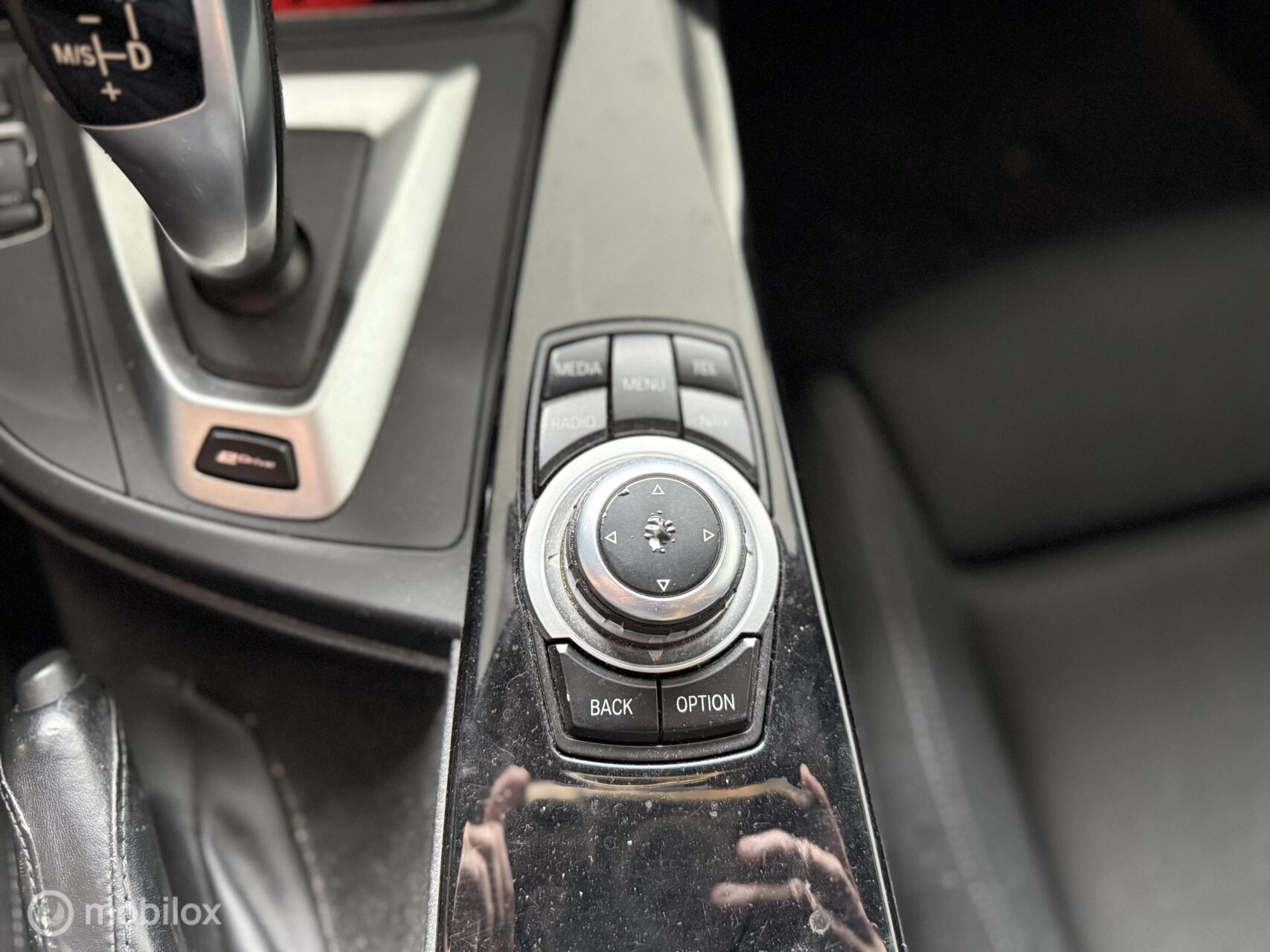 Foto van BMW 330e Iperformance