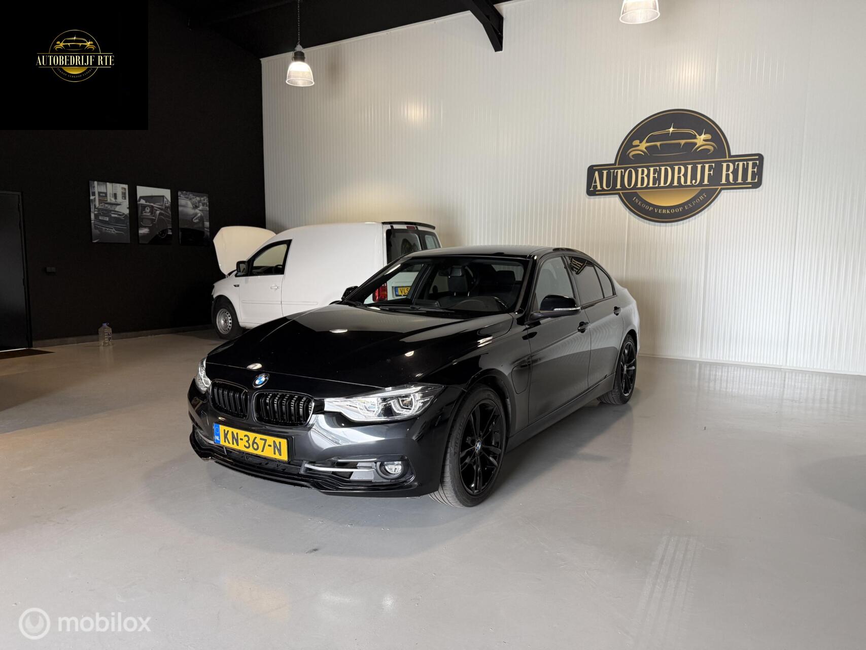 BMW 330e Iperformance 330e Centennial Executive 2016 - voorkant