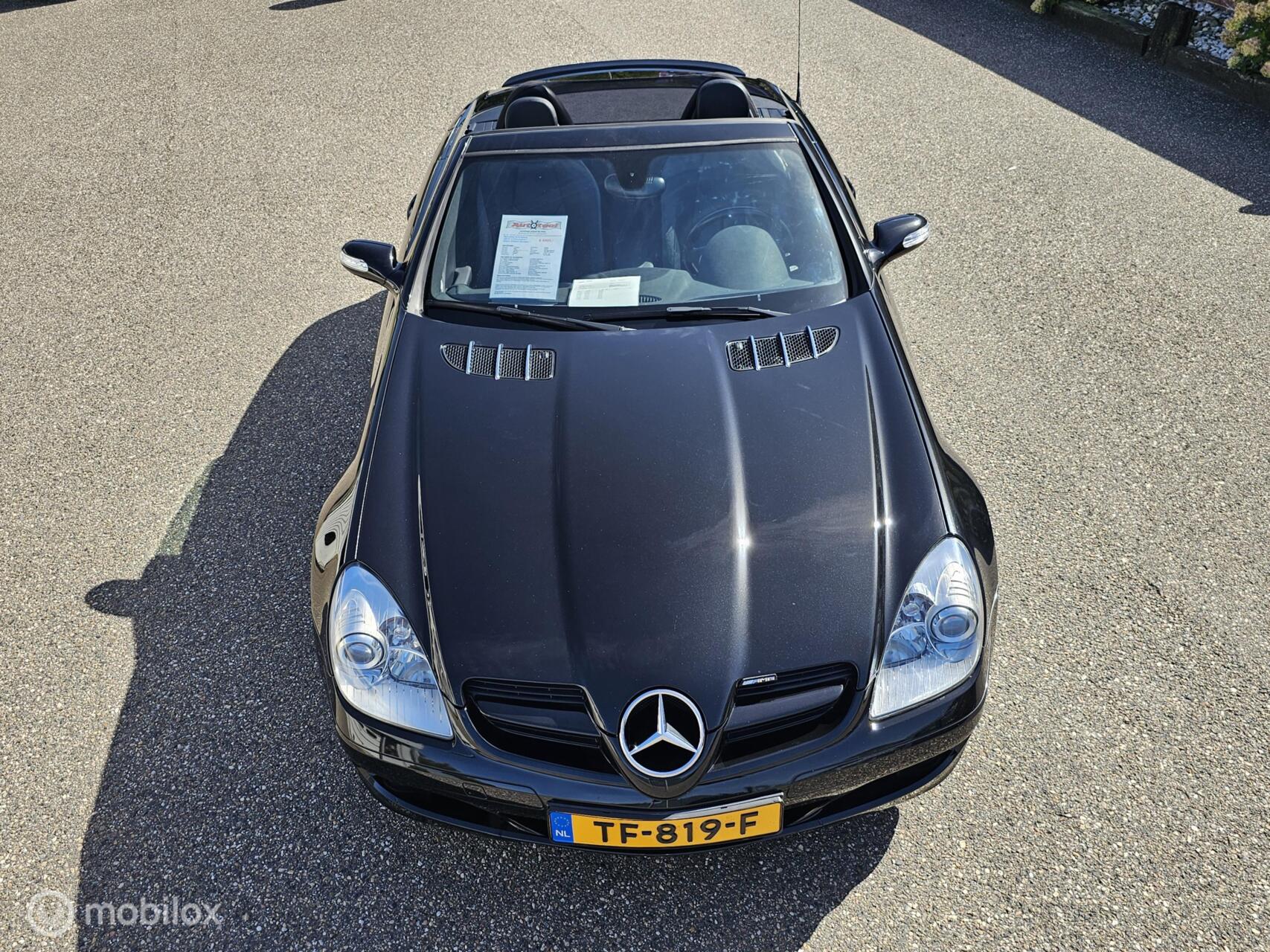 Foto van Mercedes-Benz SLK 200 Kompressor