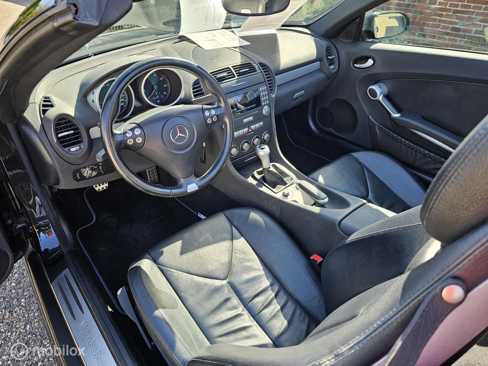 Foto van Mercedes-Benz SLK 200 Kompressor