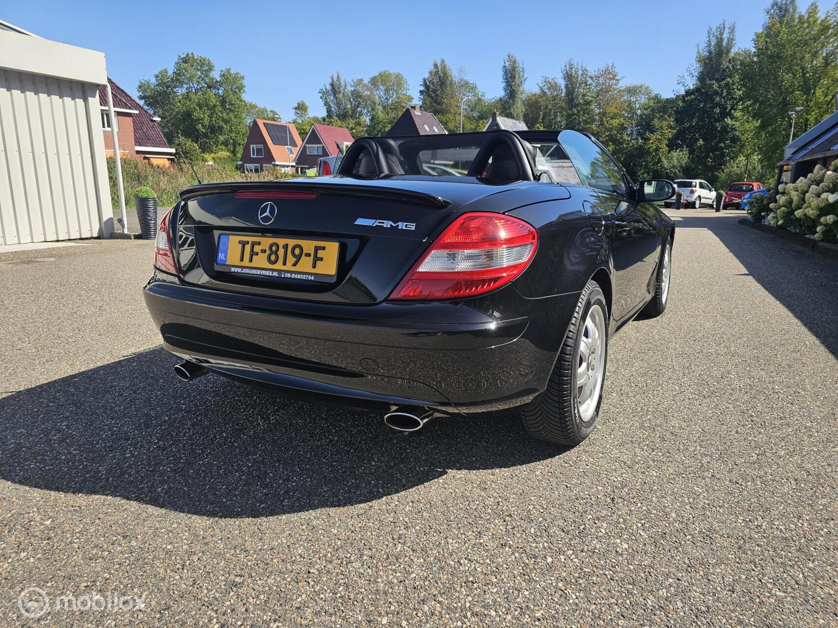 Foto van Mercedes-Benz SLK 200 Kompressor