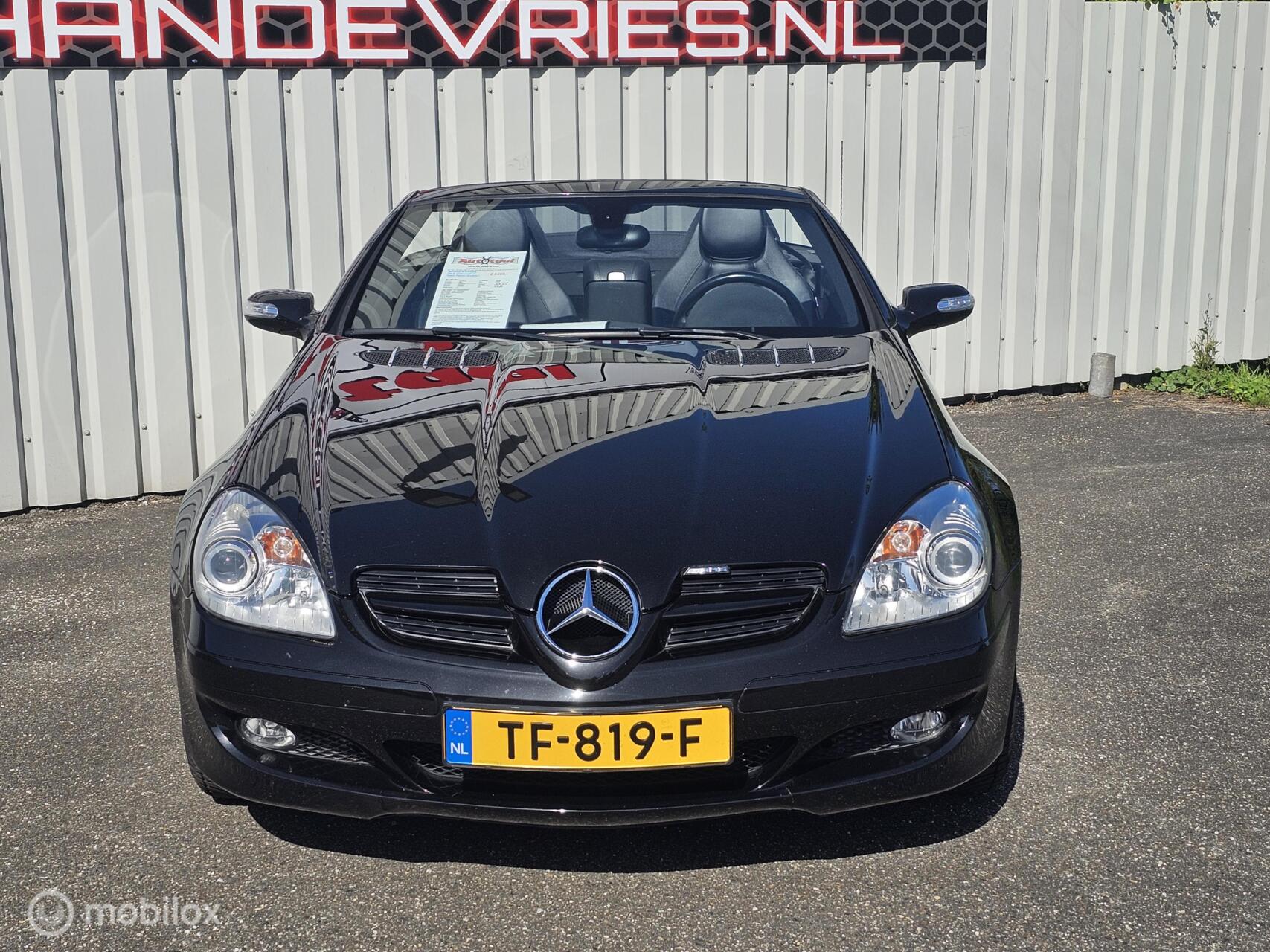 Foto van Mercedes-Benz SLK 200 Kompressor