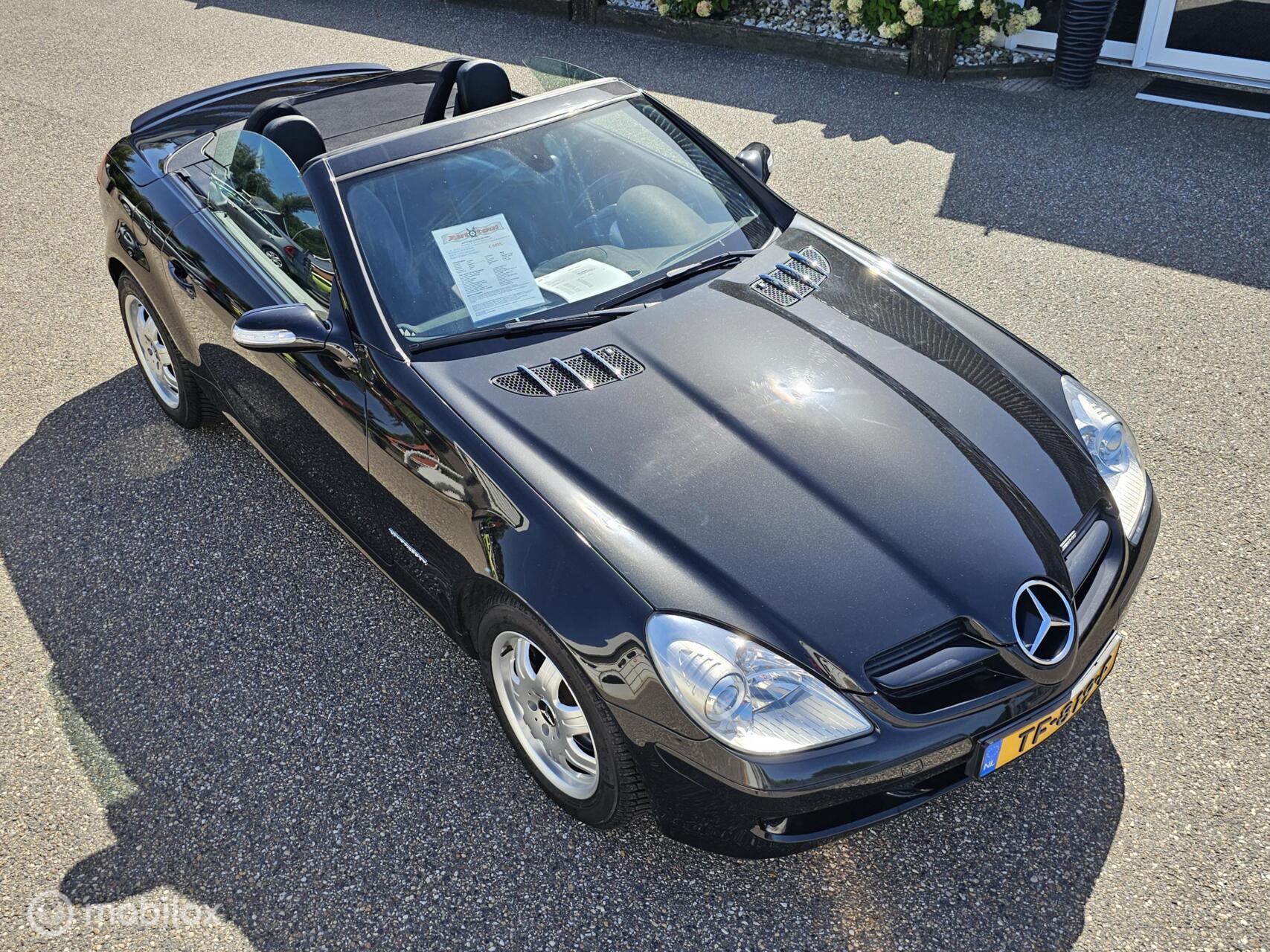 Foto van Mercedes-Benz SLK 200 Kompressor