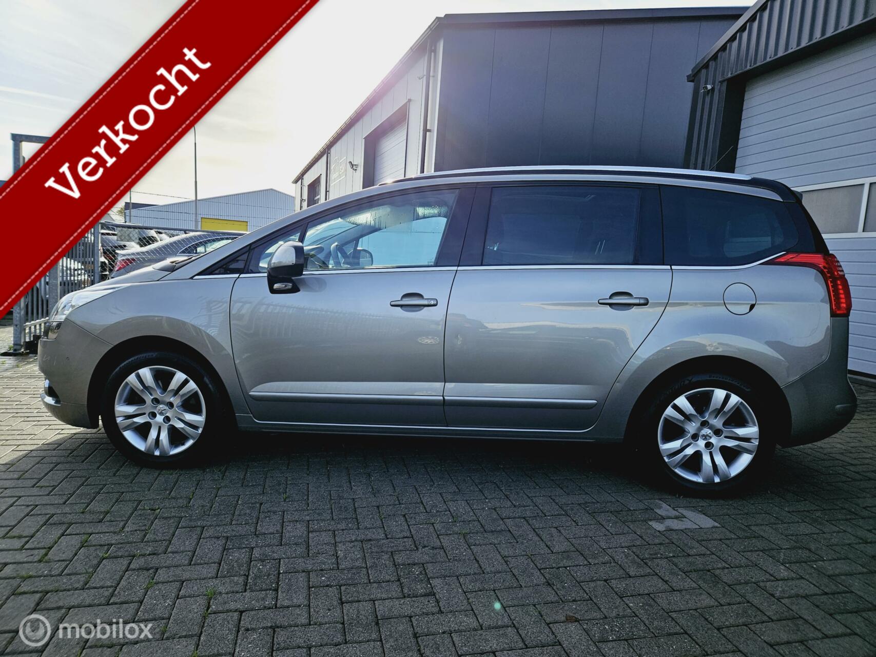 Foto van Peugeot 5008