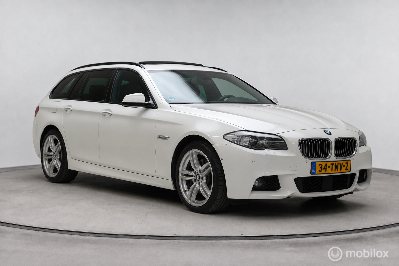BMW 525d 525d High Executive 2011 - voorkant