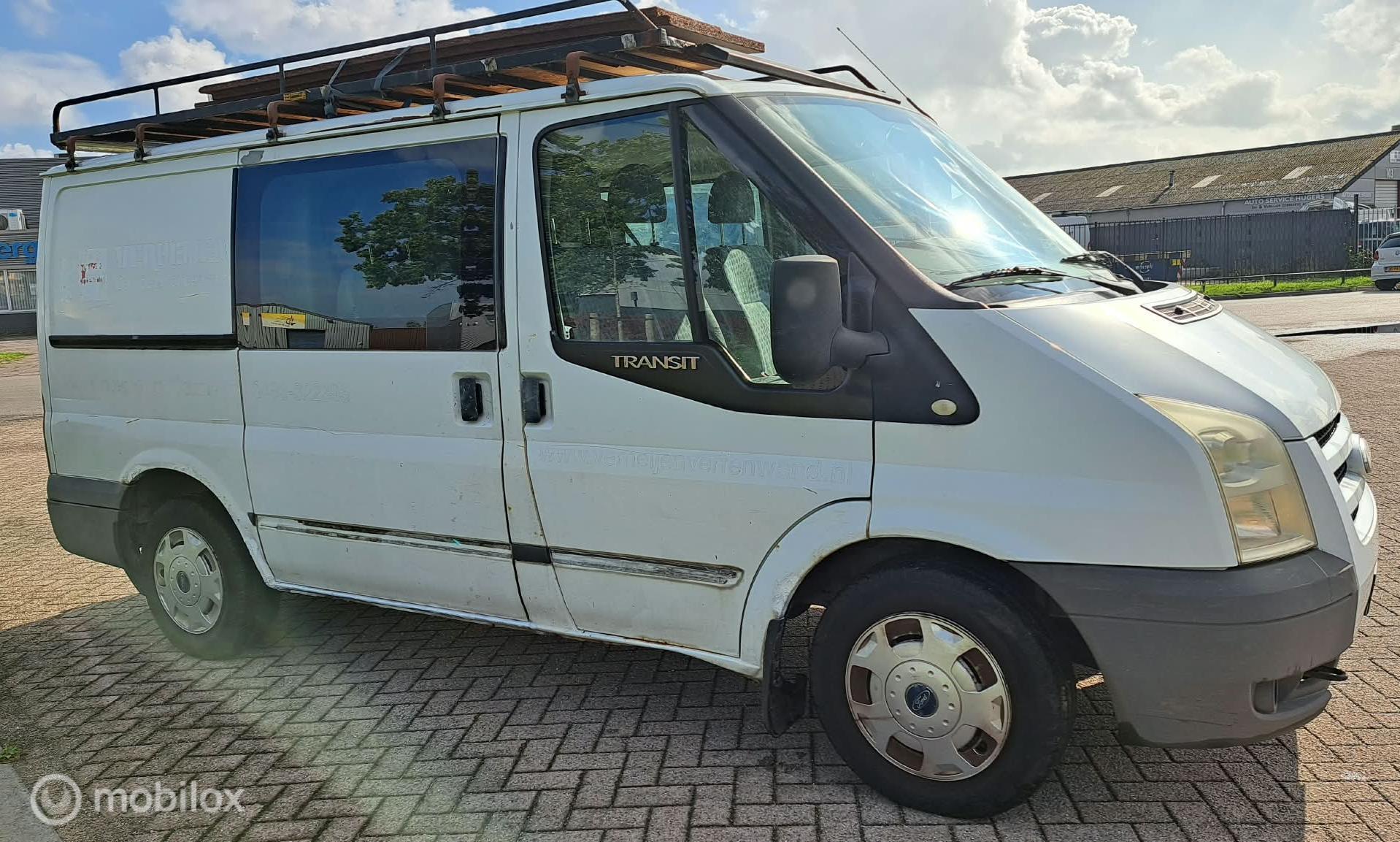 Foto van Ford Transit 260s FD DC 85 LR 4,23