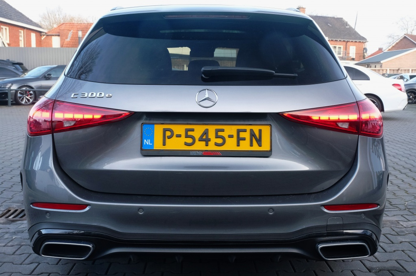 Foto van Mercedes-Benz C 300 E