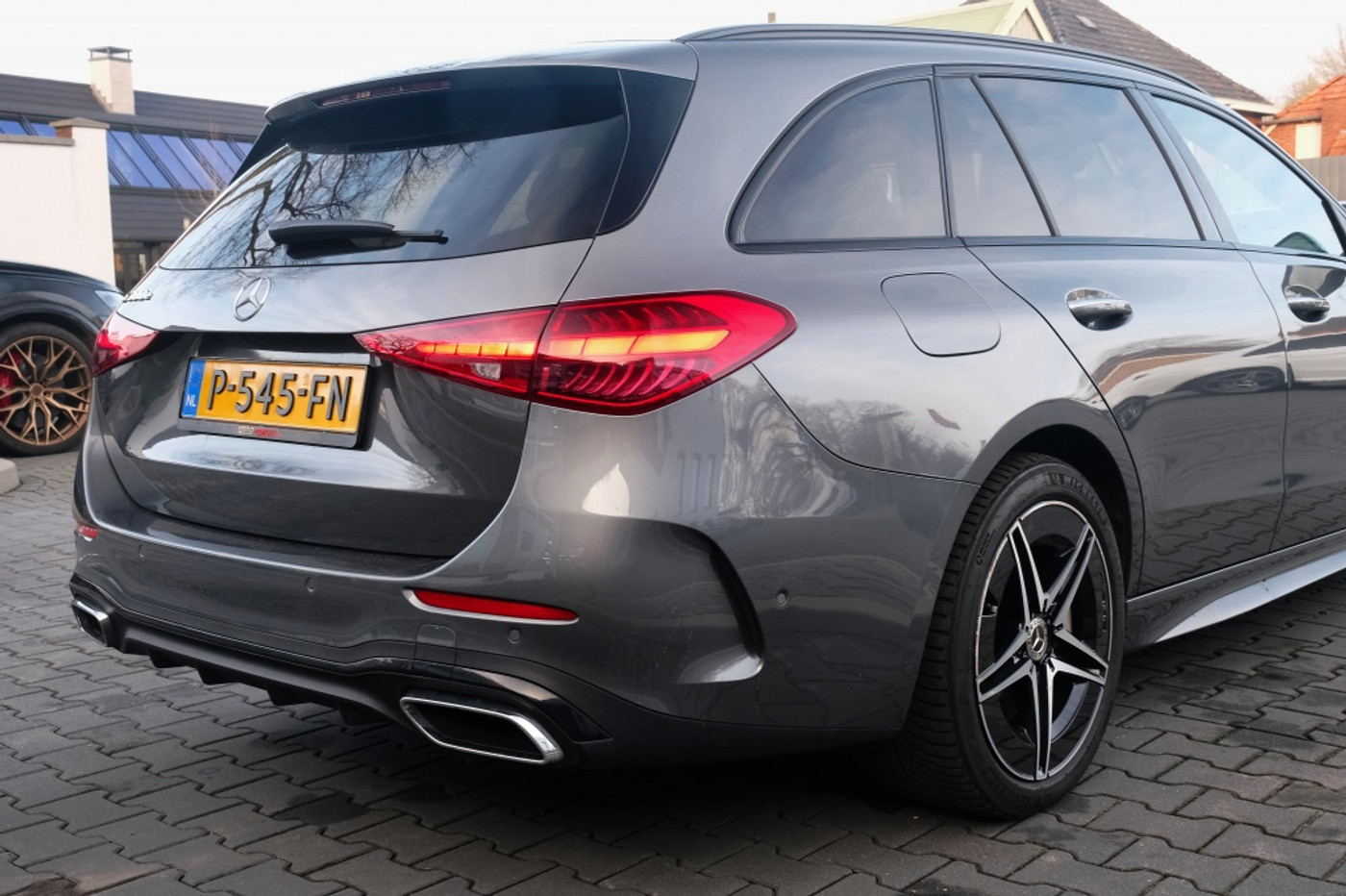 Foto van Mercedes-Benz C 300 E