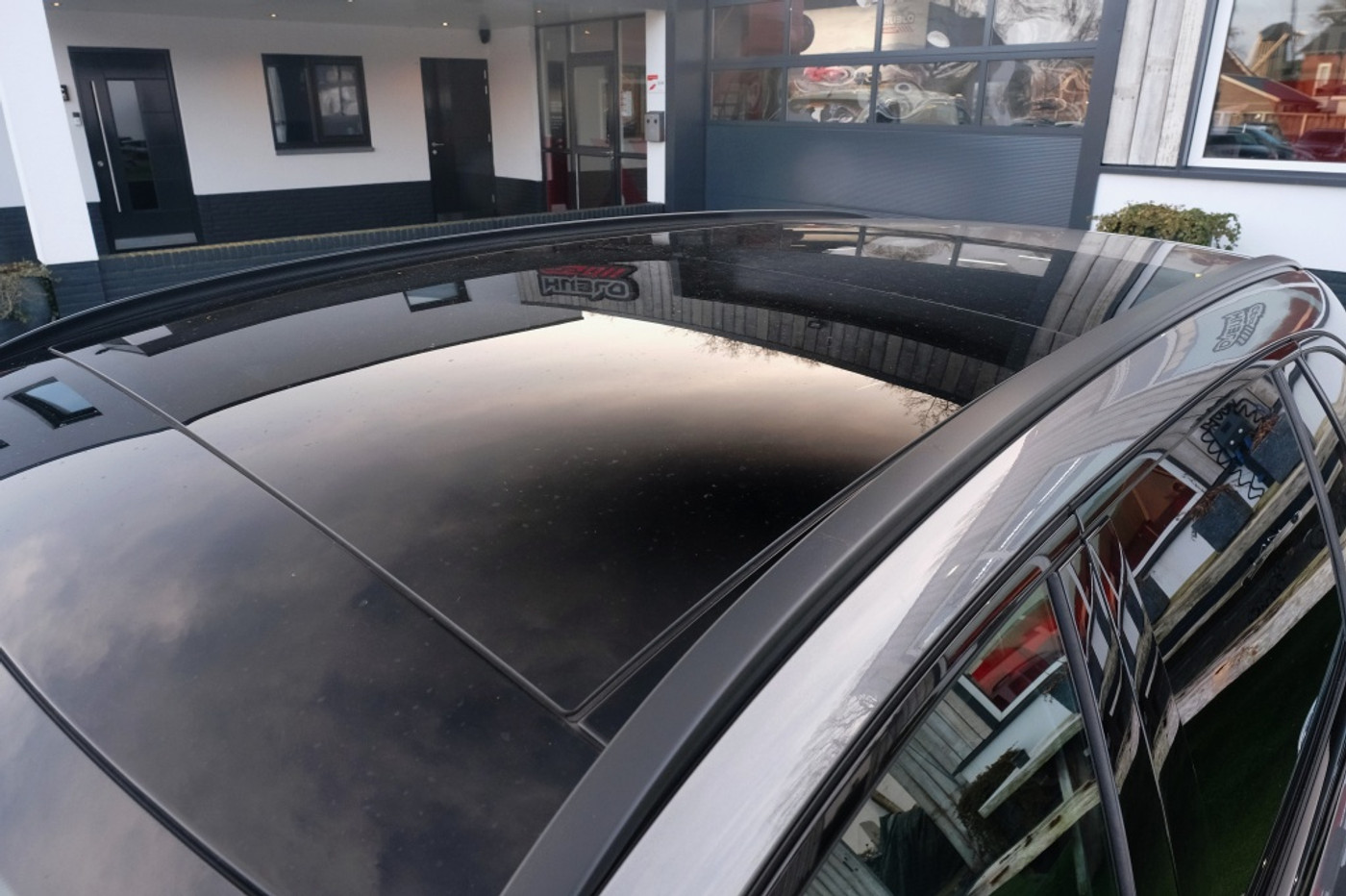 Foto van Mercedes-Benz C 300 E