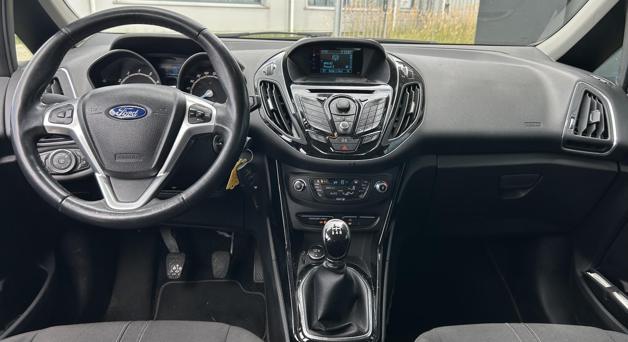 Foto van Ford B-max