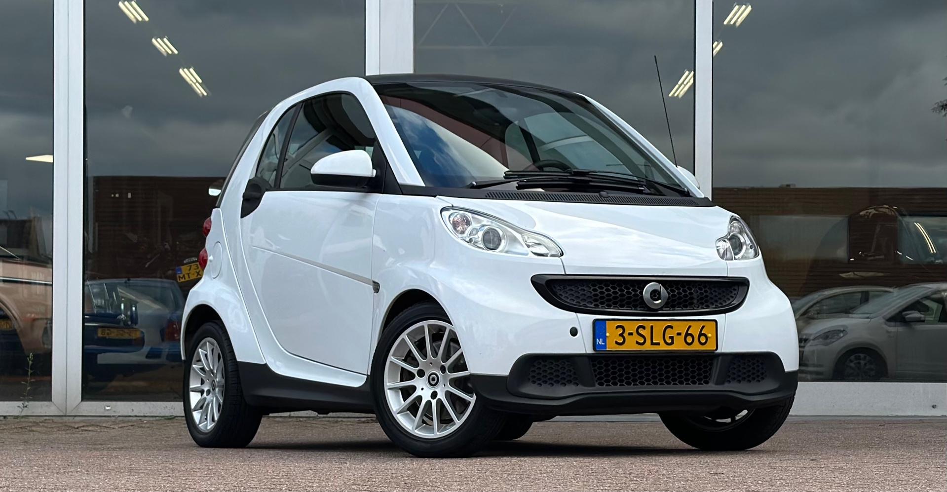 Foto van Smart Fortwo Coupe MHD