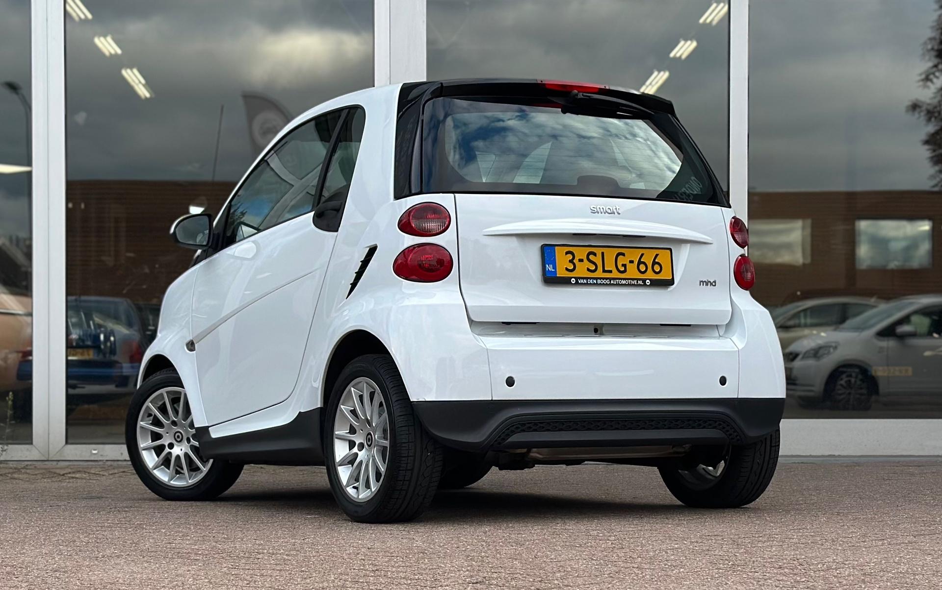 Foto van Smart Fortwo Coupe MHD
