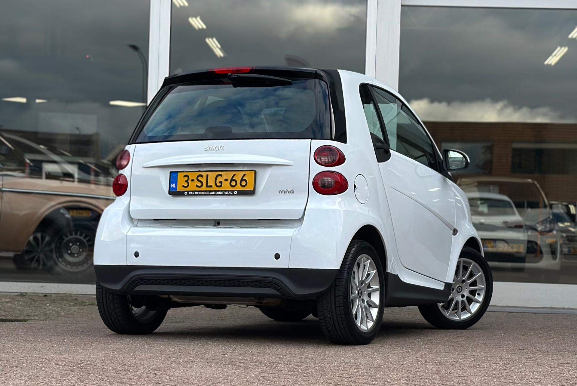 Foto van Smart Fortwo Coupe MHD
