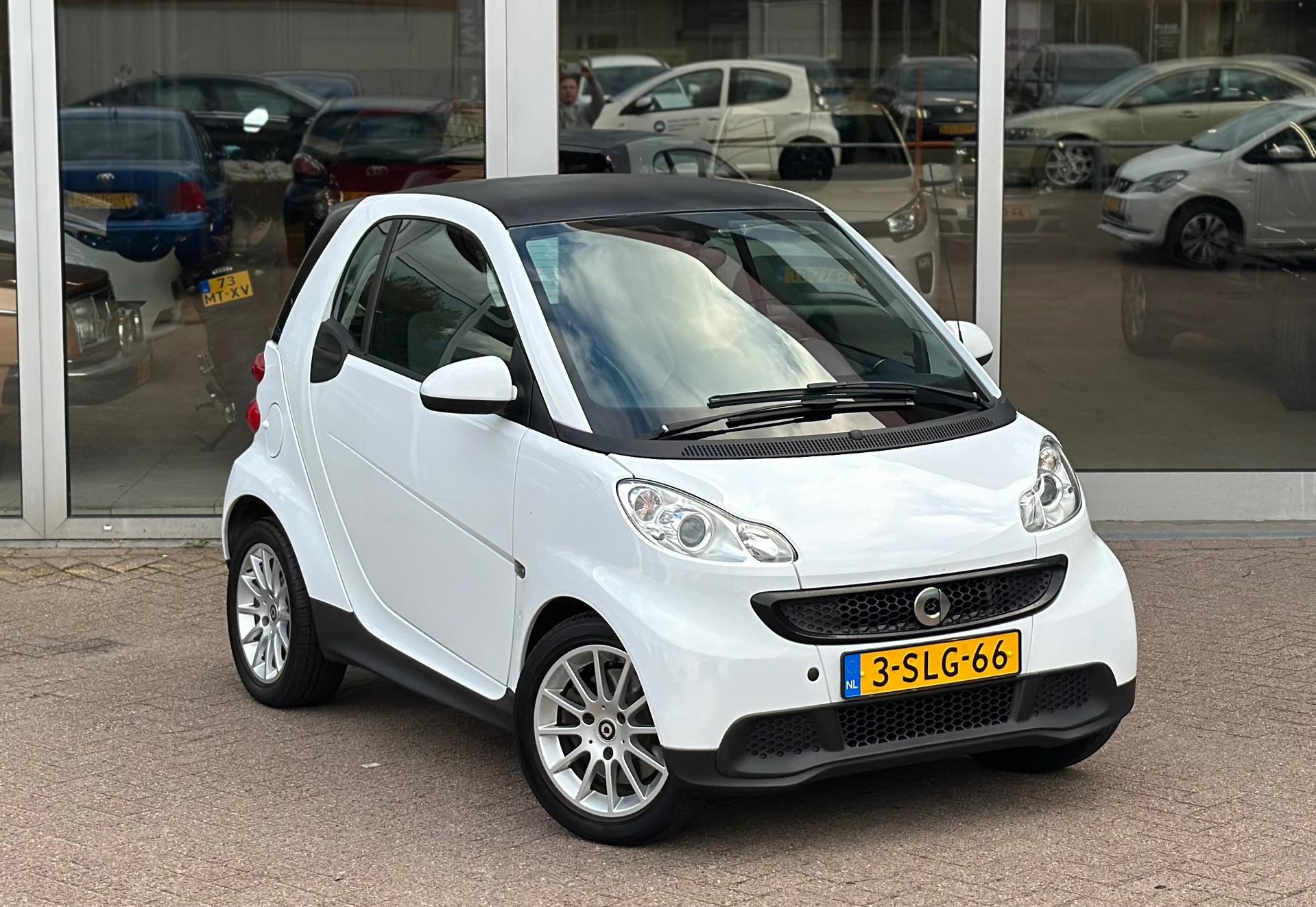Foto van Smart Fortwo Coupe MHD