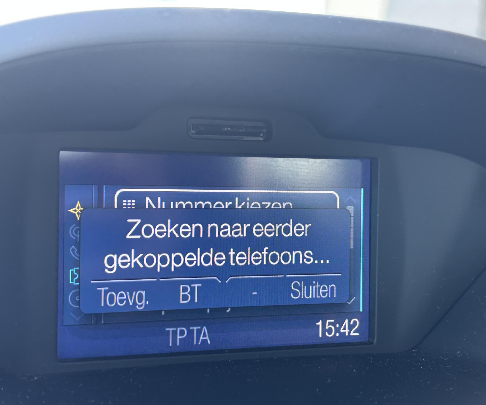 Foto van Ford B-max