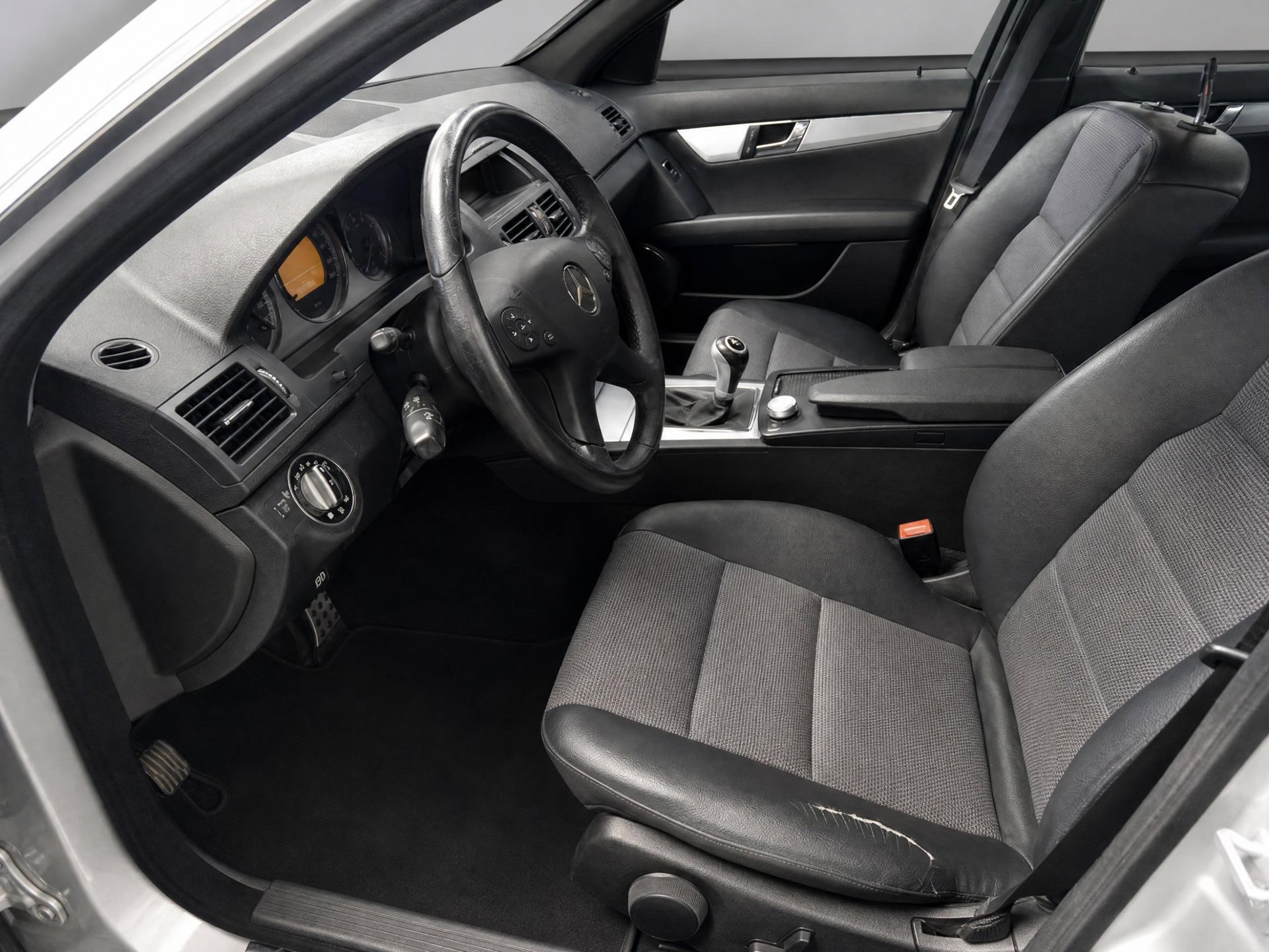 Foto van Mercedes-Benz C 180 Kompressor