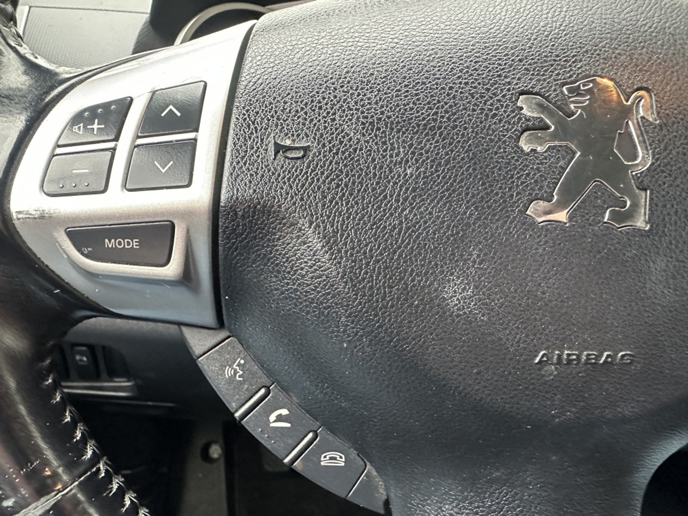 Foto van Peugeot 4007