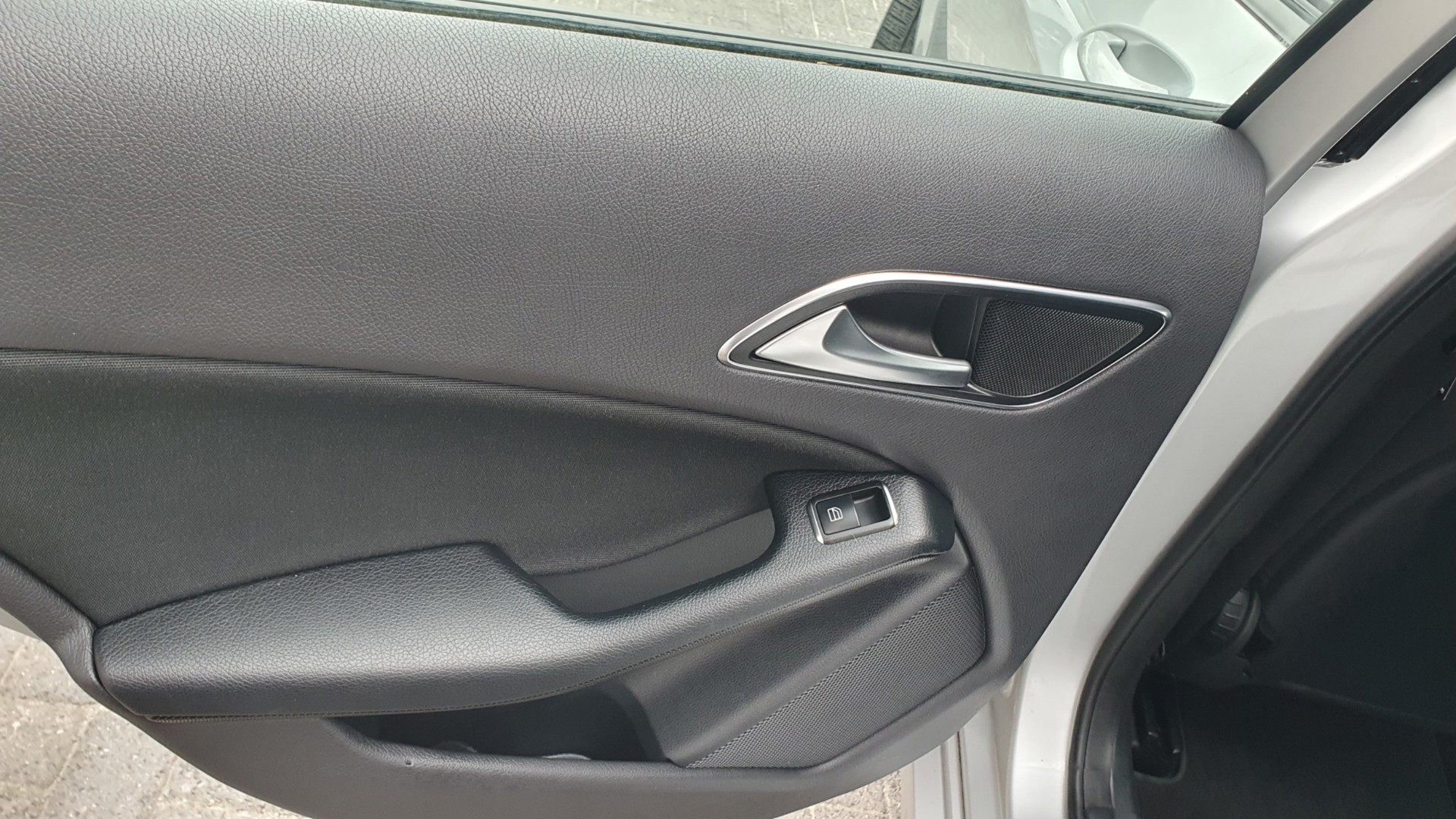 Foto van Mercedes-Benz A 180