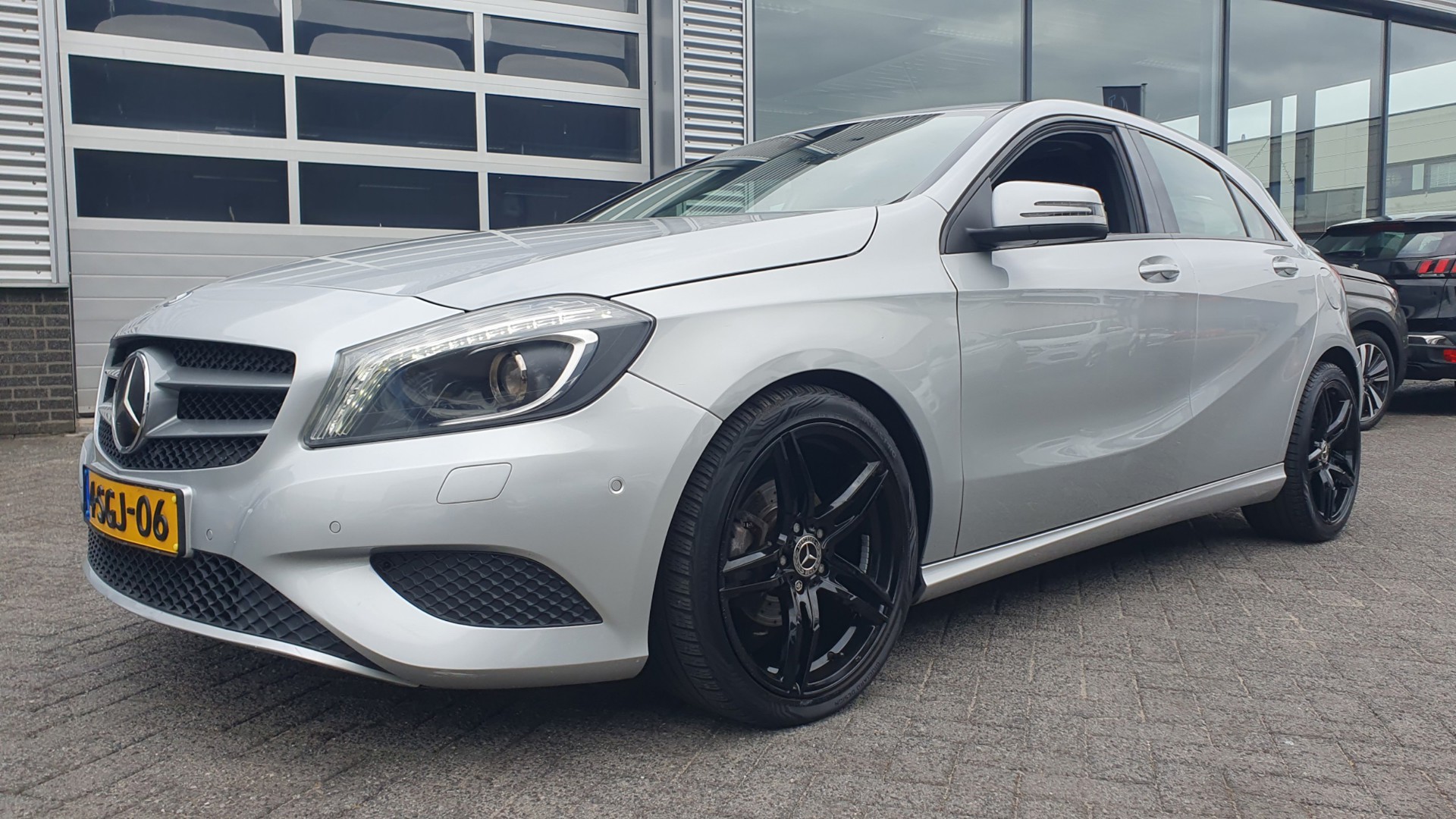 Foto van Mercedes-Benz A 180
