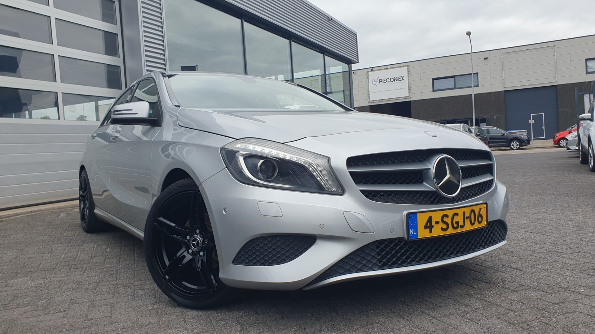 Foto van Mercedes-Benz A 180