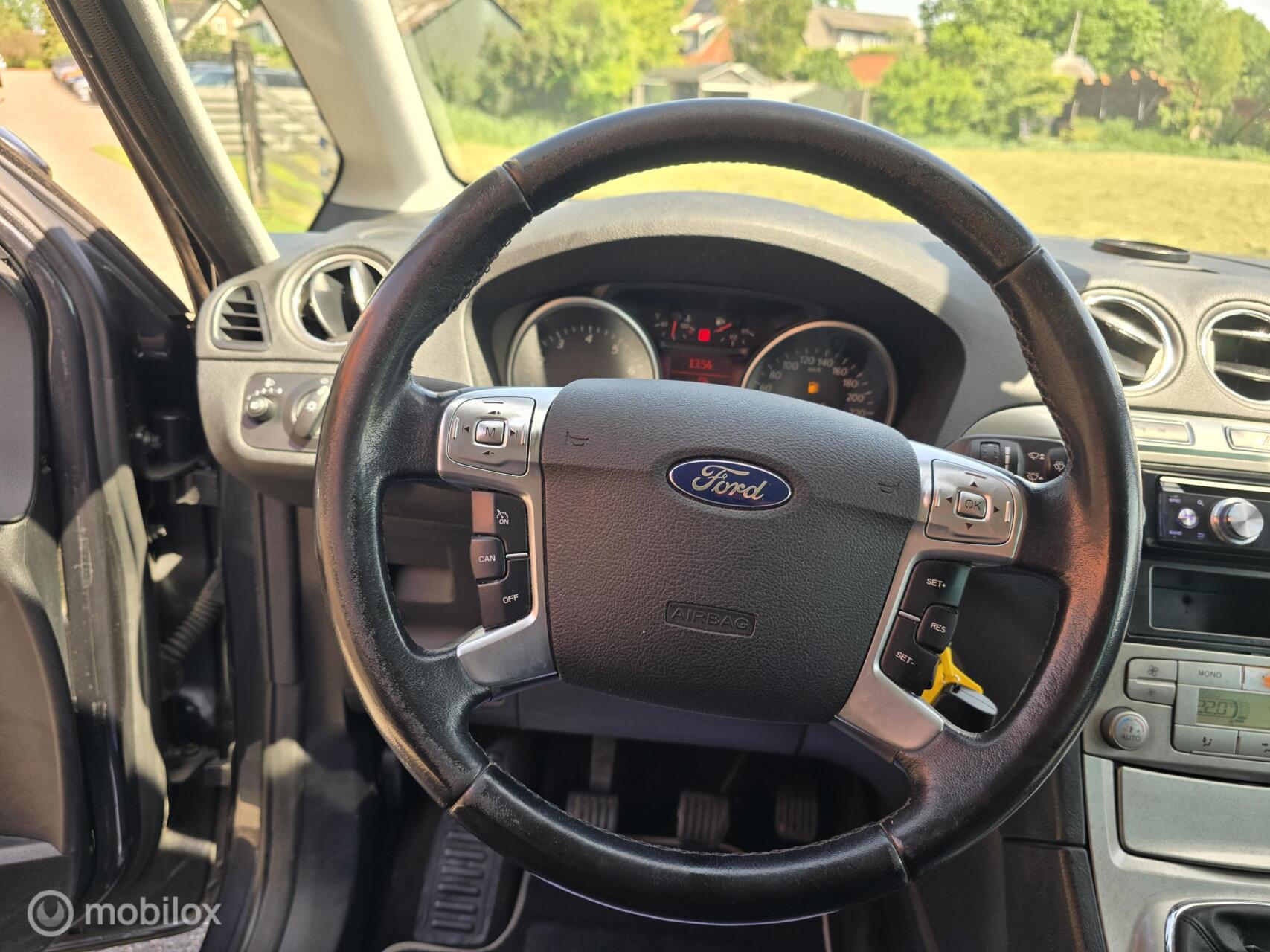 Foto van Ford S-max