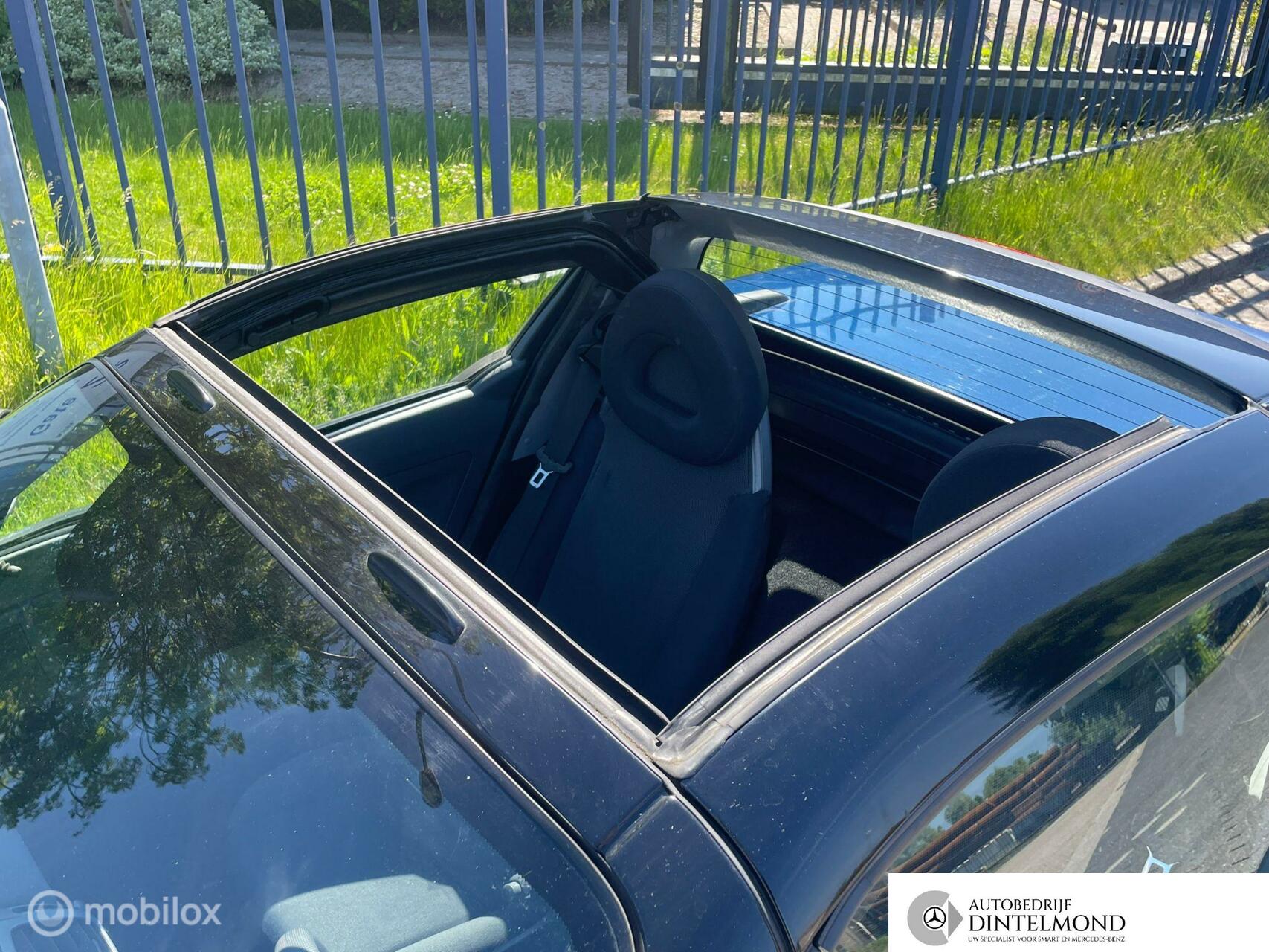 Foto van Smart Roadster