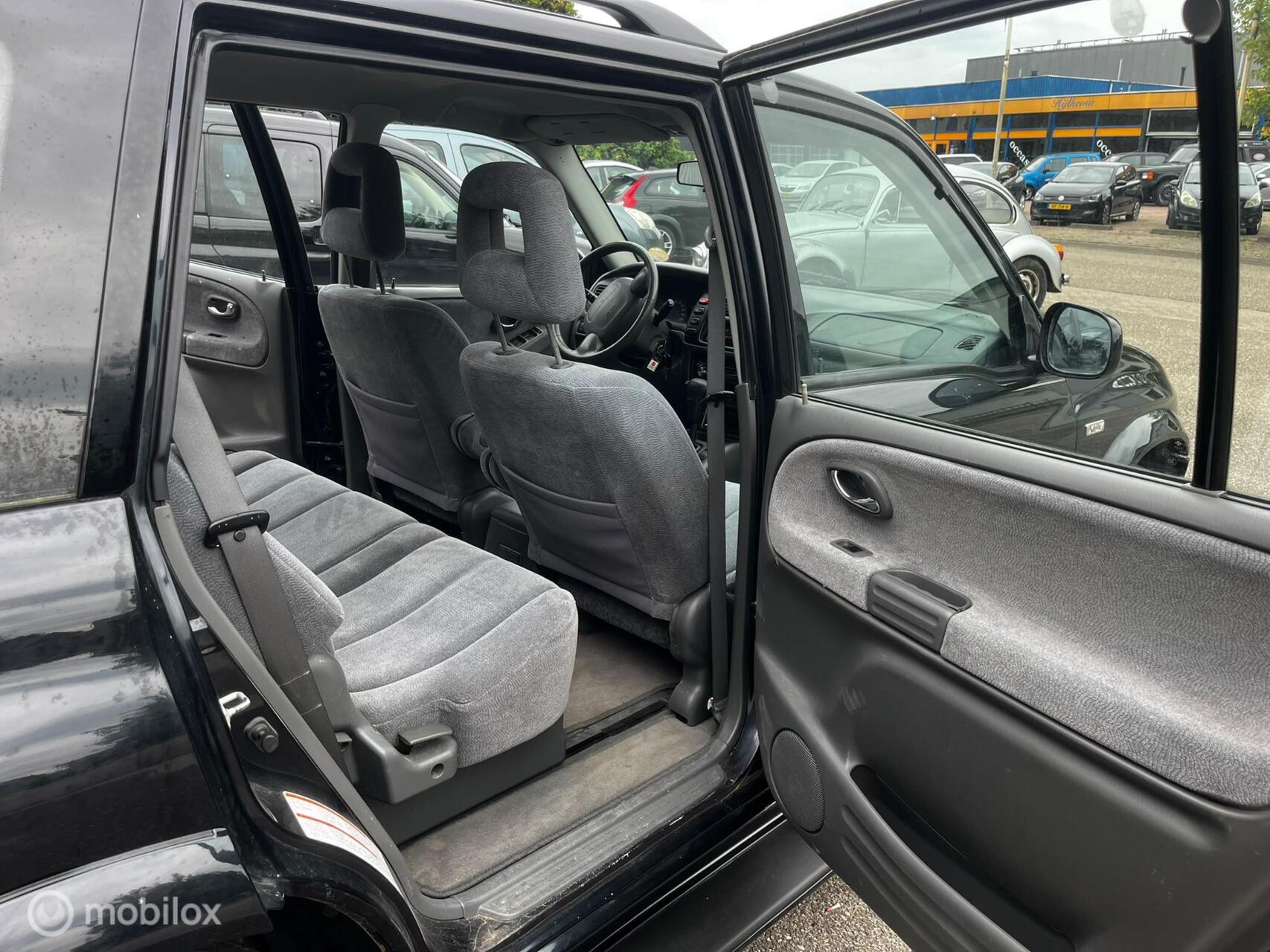 Foto van Suzuki Grand Vitara Xl-7